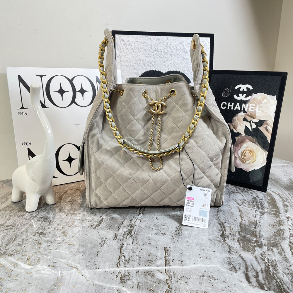 Chanel Large Shoulder Bag(Replica)