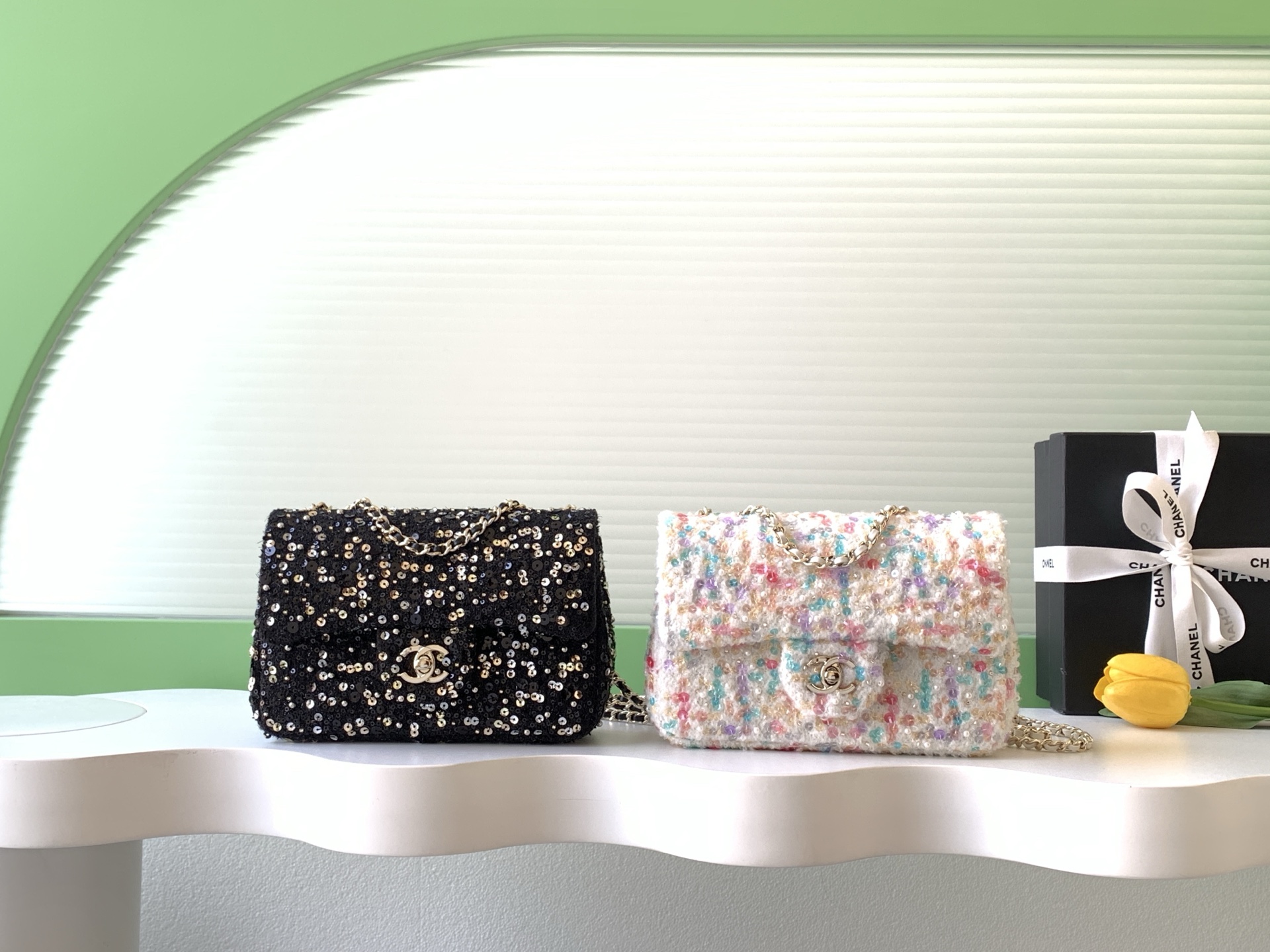 TOP CHANEL Classic Flap Bag CF Sequins 21*14*8cm - 2 Colors