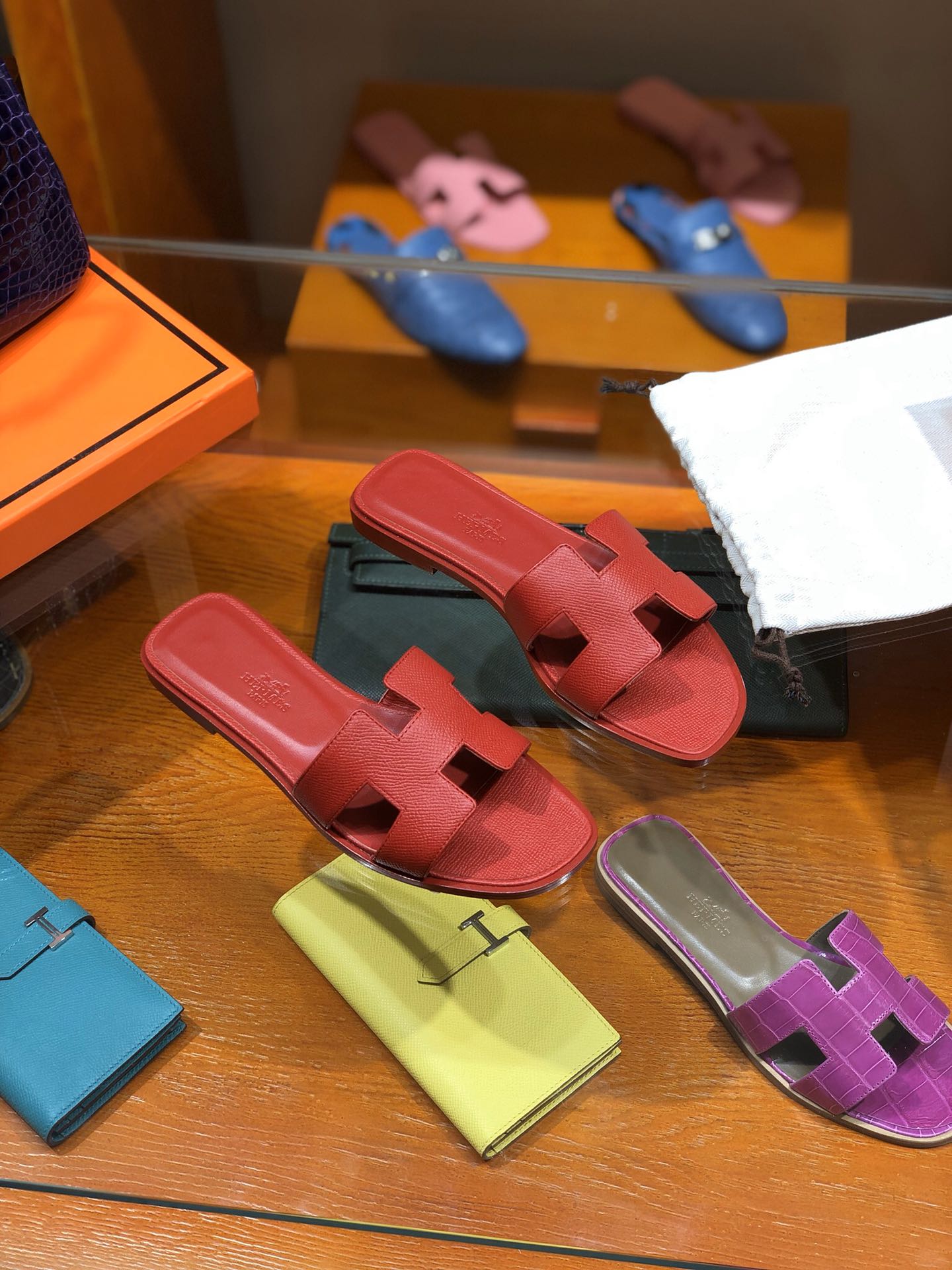 TOP HERMES Slippers - Red