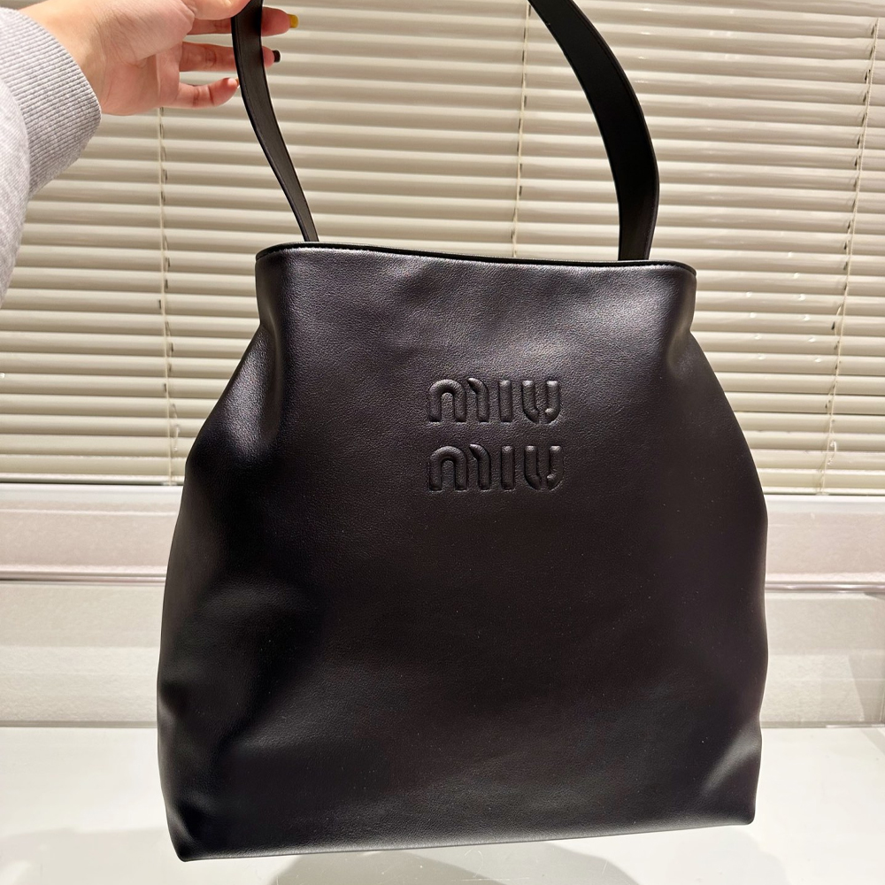 MIU MIU Hobo Leather Shoulder Handbag（Replica）