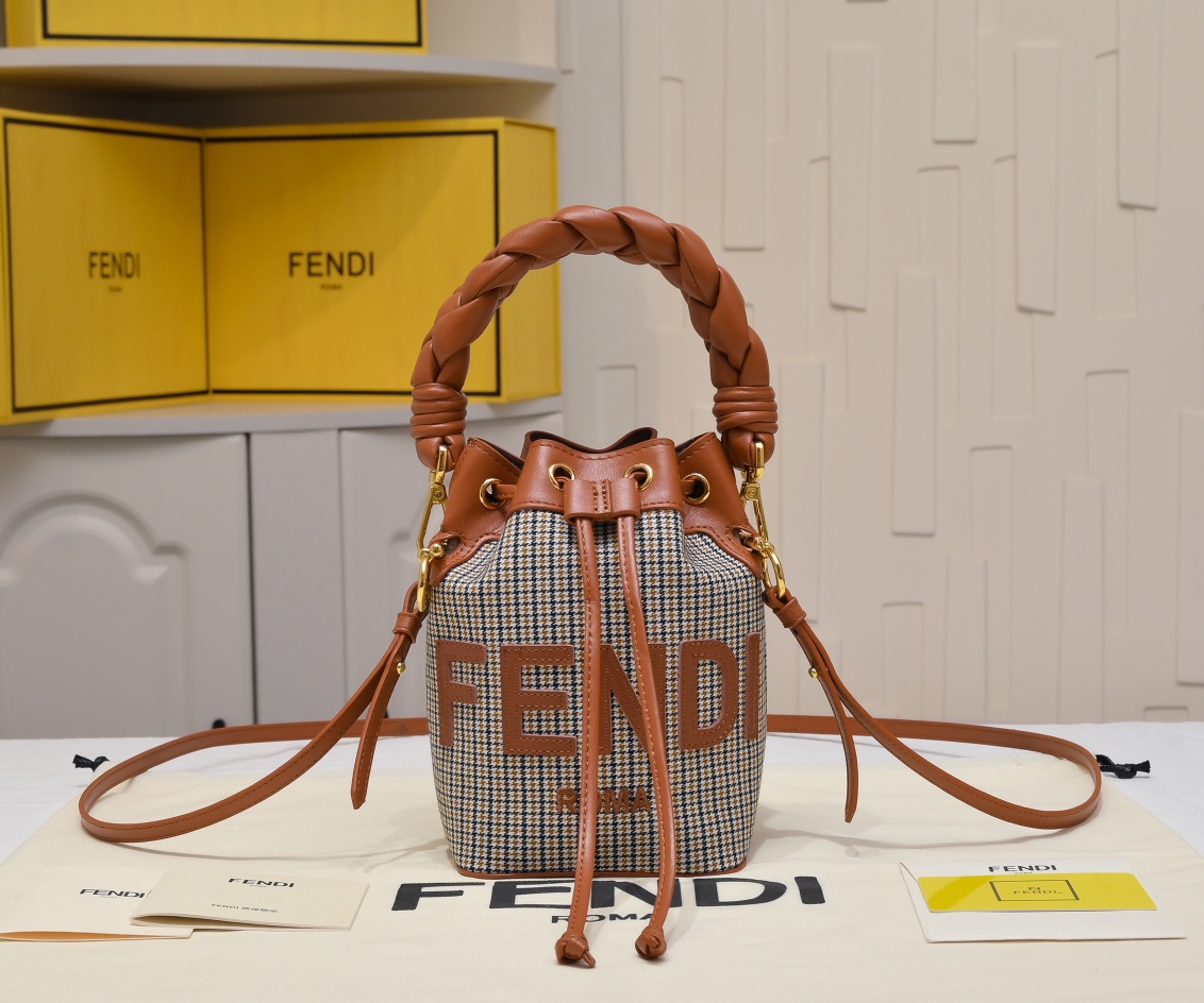 TOP FENDI Mon Tresor HandBag - 2 Color