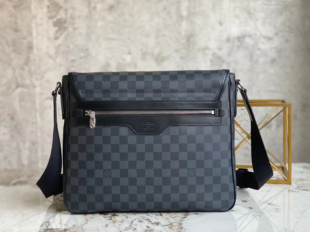 TOP Louis Vuitton LV Daniel Mm Graphite 36x28x7.5 cm