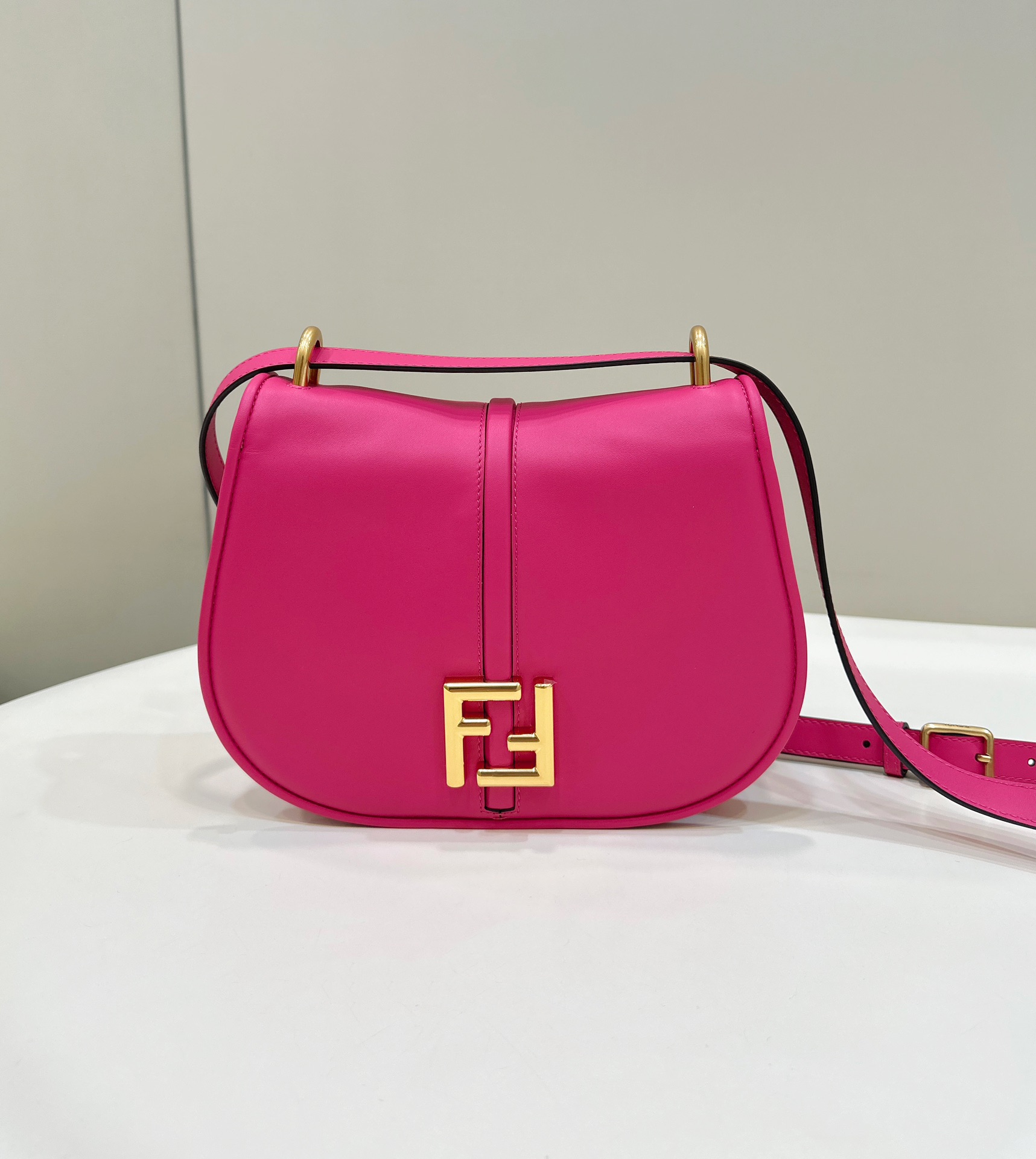 TOP FENDI C'Mon Bag 25x7x20cm - Rose Pink