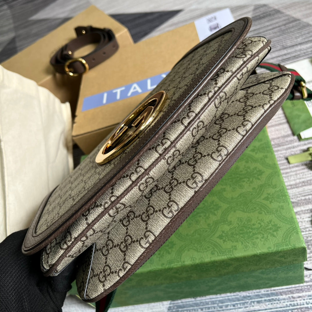 TOP GUCCI G*G Blondie Supreme Medium Bag 29x22x7cm - Beige