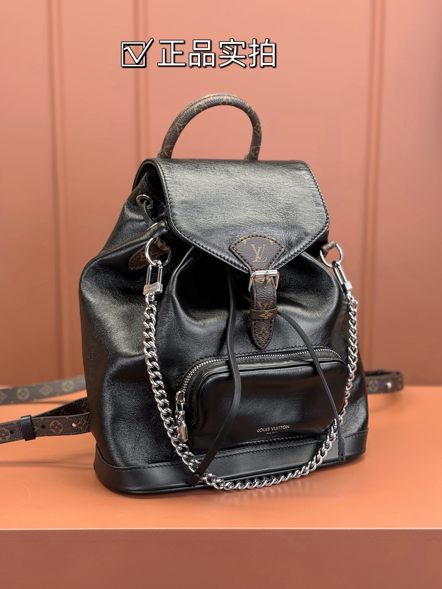 TOP Louis Vuitton LV  Montsouris PM Backpack 30 x 18 x 28 cm-Black