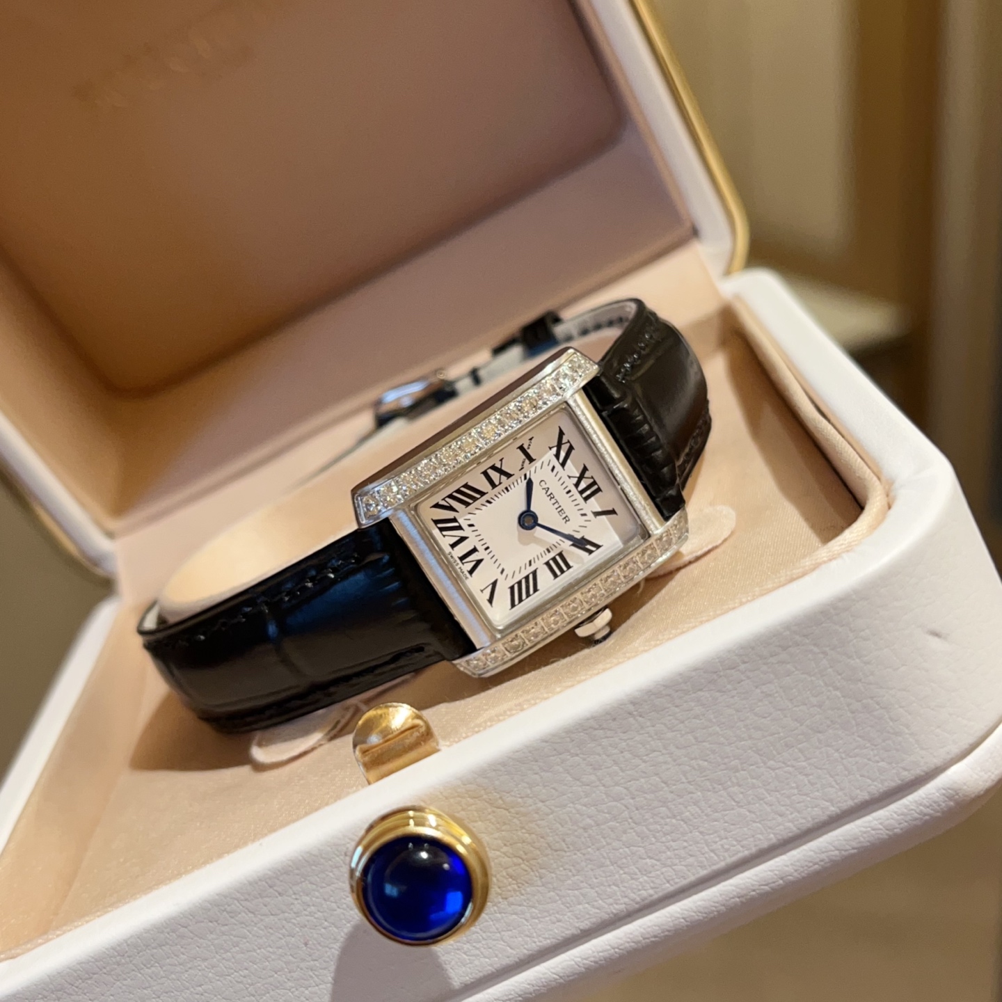 TOP Cartier Tank Francaise Watch with Diamonds 21.2x5.7mm - 8 Color