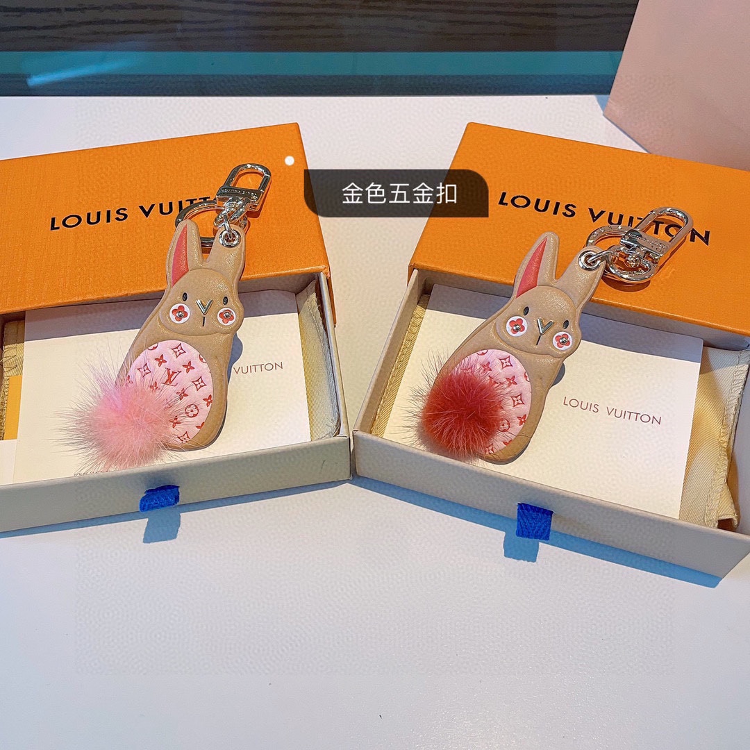 TOP Louis Vuitton LV £V Mink Hair Rabbit Tail Keychain