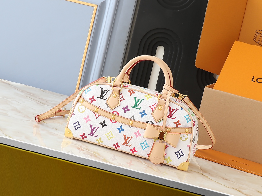TOP Louis Vuitton LV East West Bag 27.0 x 14.0 x 10.0 cm  - White