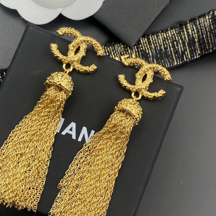 TOP CHANEL Earrings - Gold