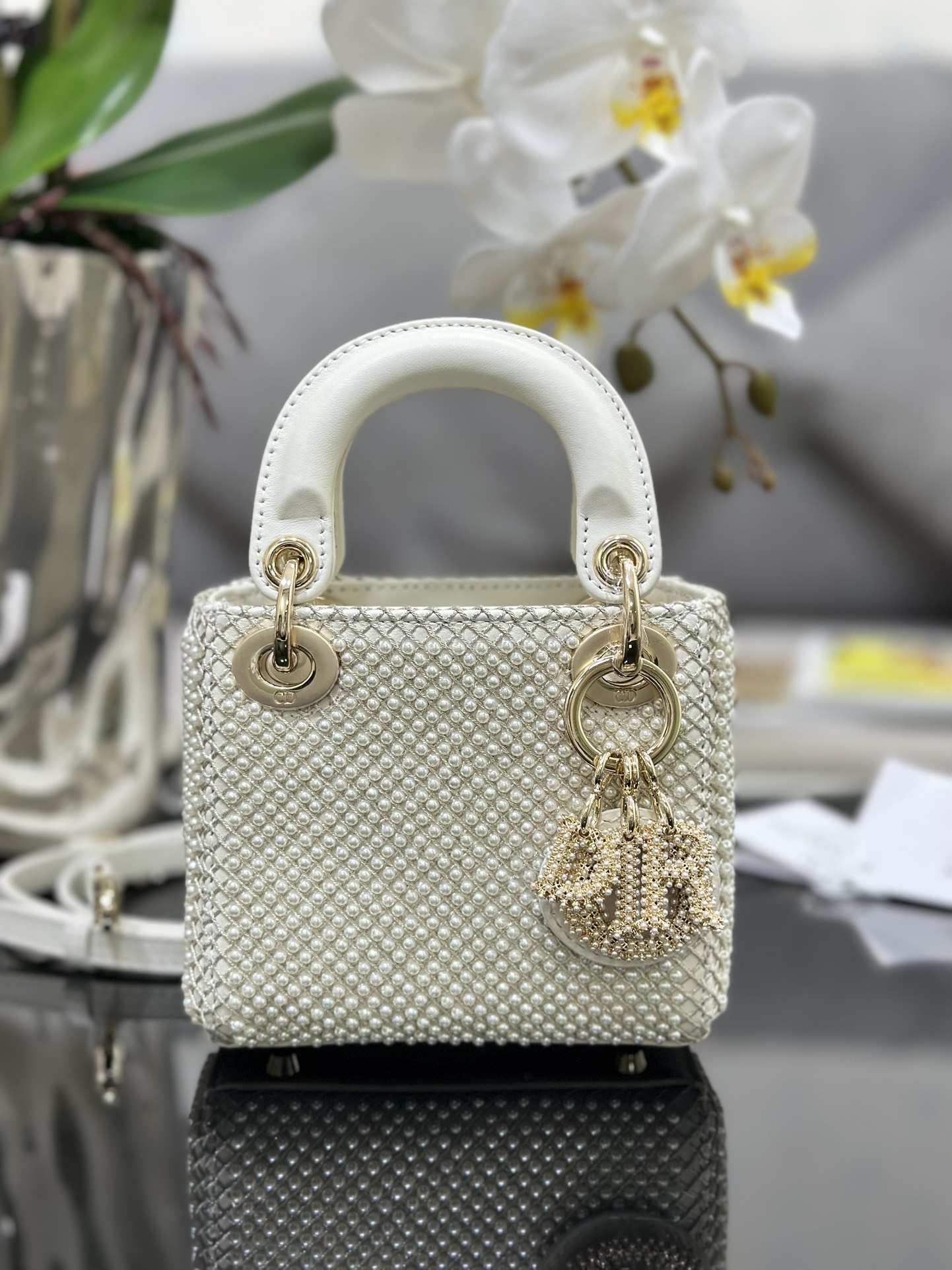 TOP Christian Dior Lady Dior Embroidered Pearl Bag 12*10.2*5cm/17*15*7cm - White - GHW