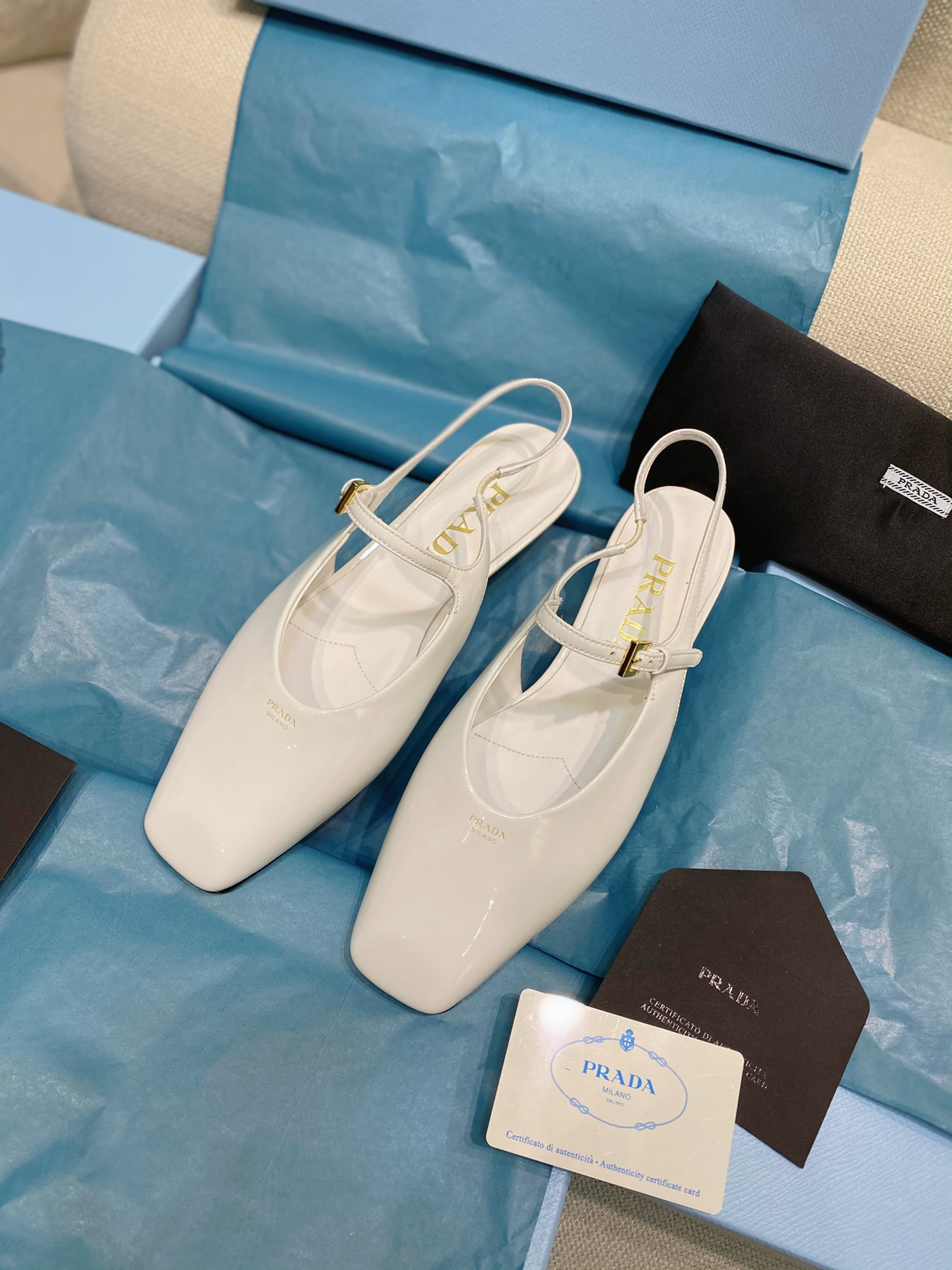 TOP PRADA Flat Heel Sandals Patent Calf Leather - 4 Colour