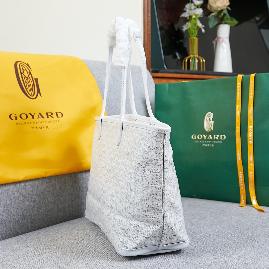 Goyard artois bag white