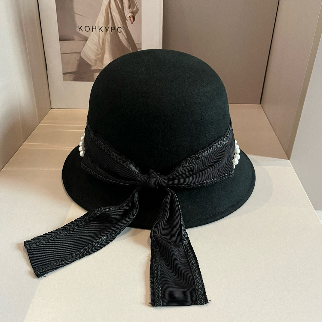 TOP Christian Dior Wool Hat - Black