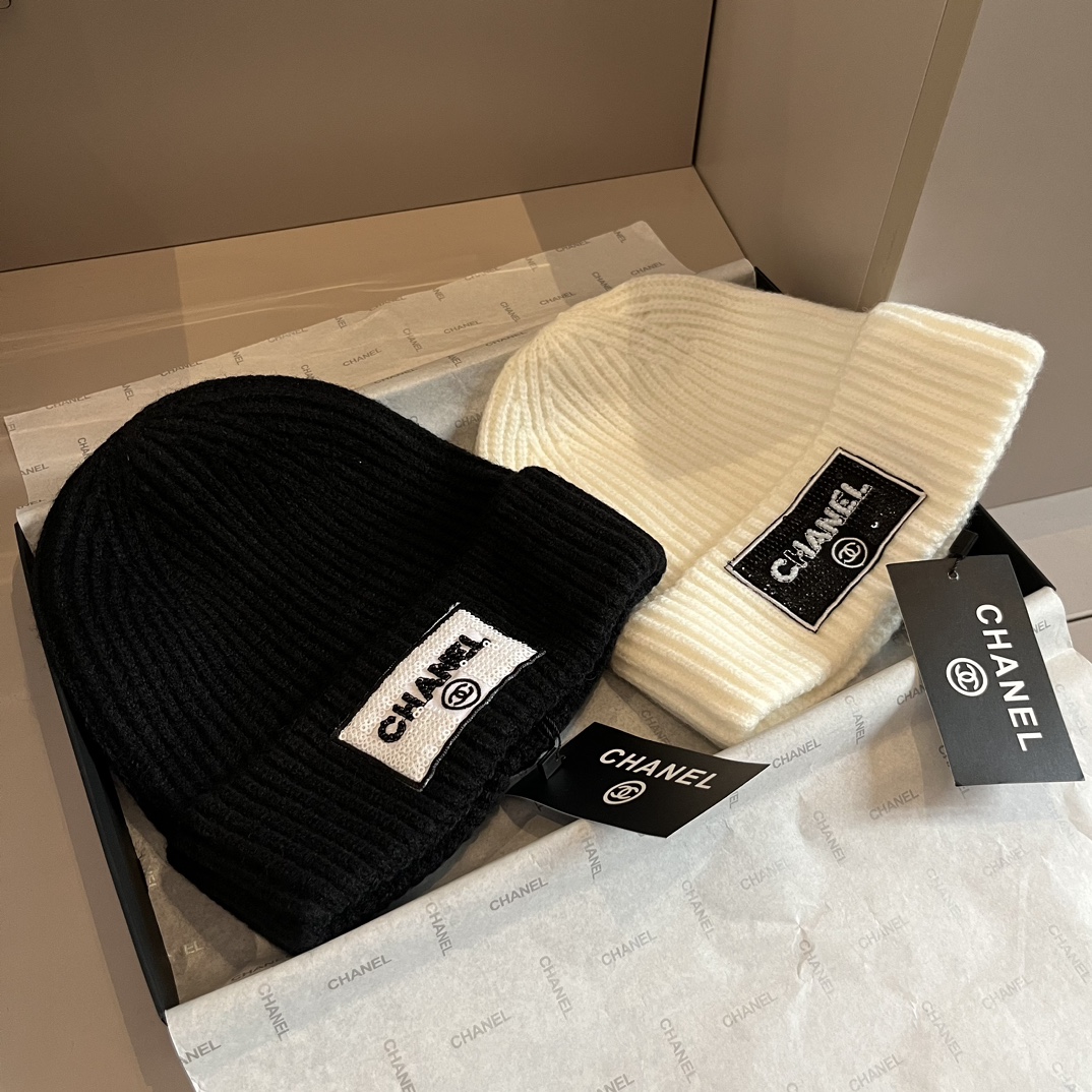 TOP CHANEL Knitted Woolen Hat - 2 Color