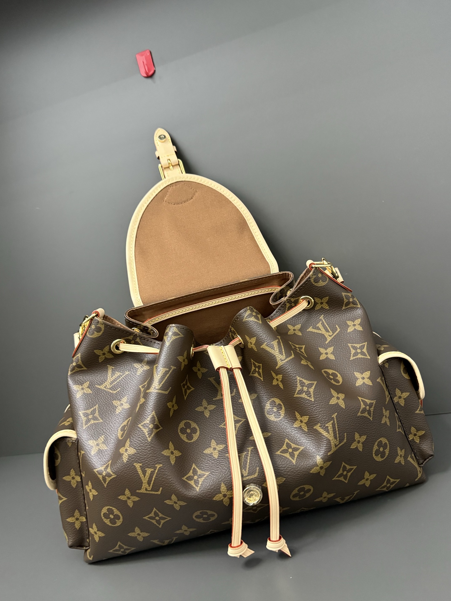 TOP Louis Vuitton LV Odyssee  Handbag 24 x 18 x 36cm - Brown