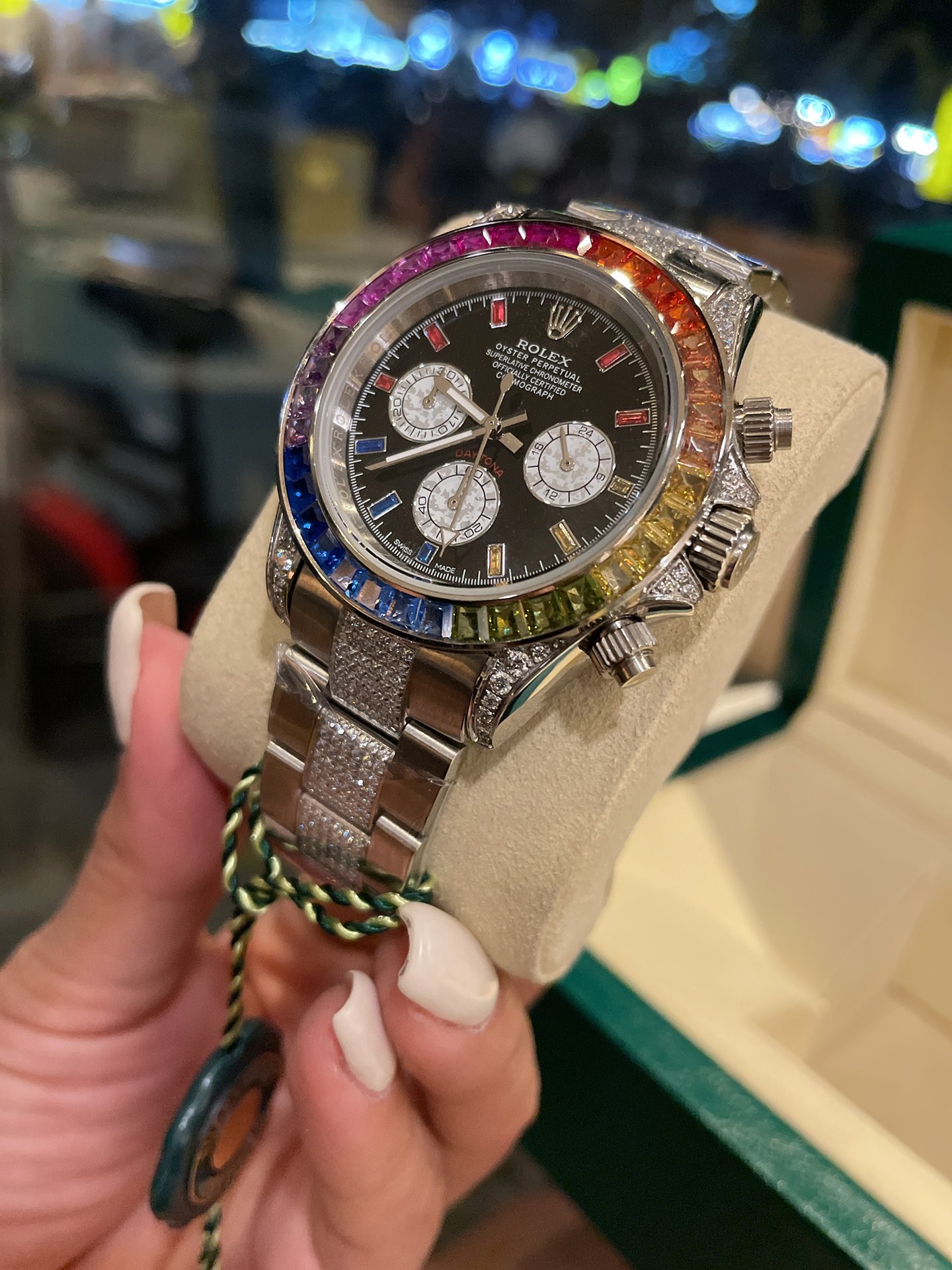 TOP ROLEX Daytona Rainbow Black Dial - Rose Gold