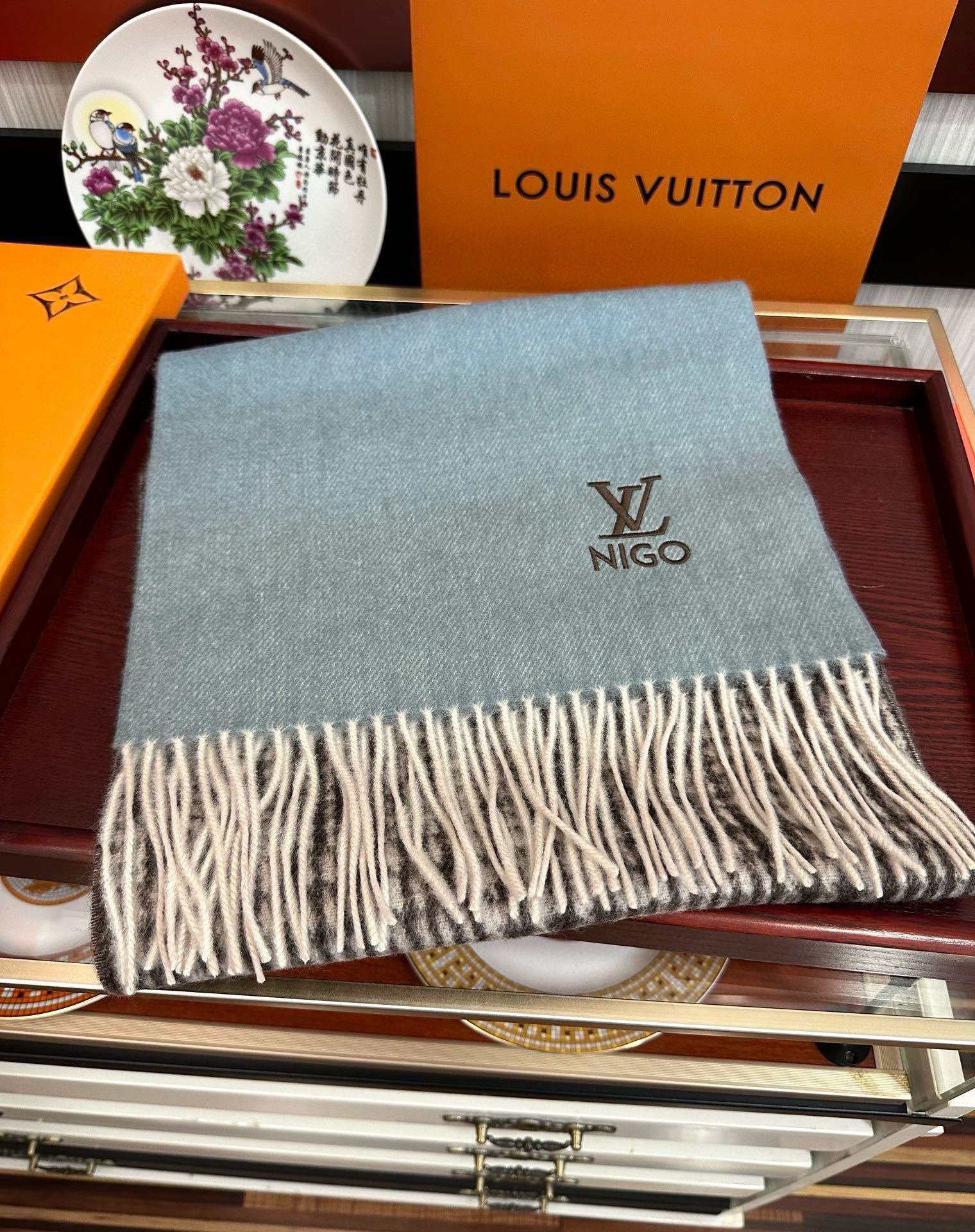 TOP Louis Vuitton LV Wool Scarf 32x200cm- 2 Color
