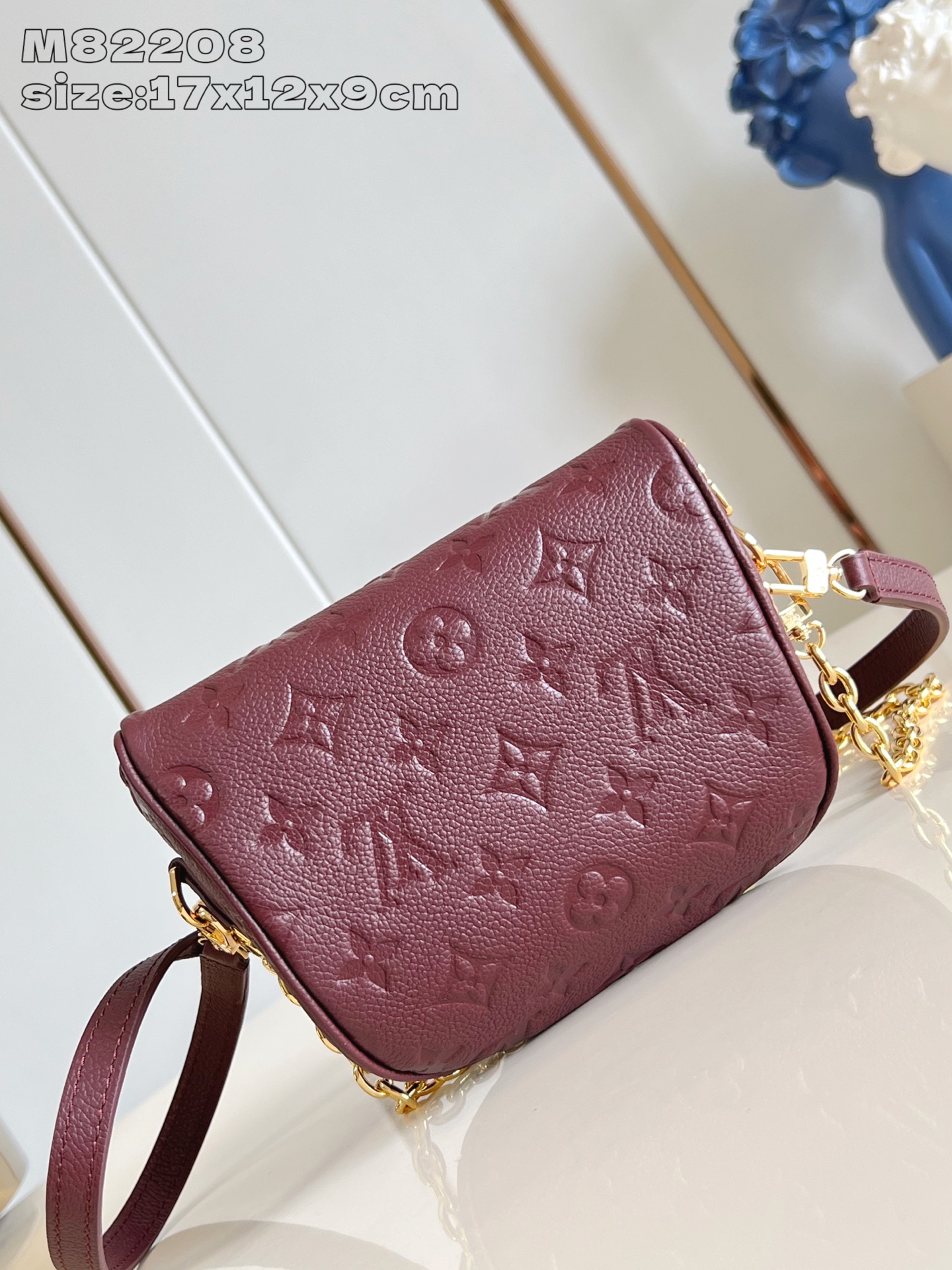 TOP Louis Vuitton LV Mini Bumbag 17 x 12 x 9.5 CM - Claret