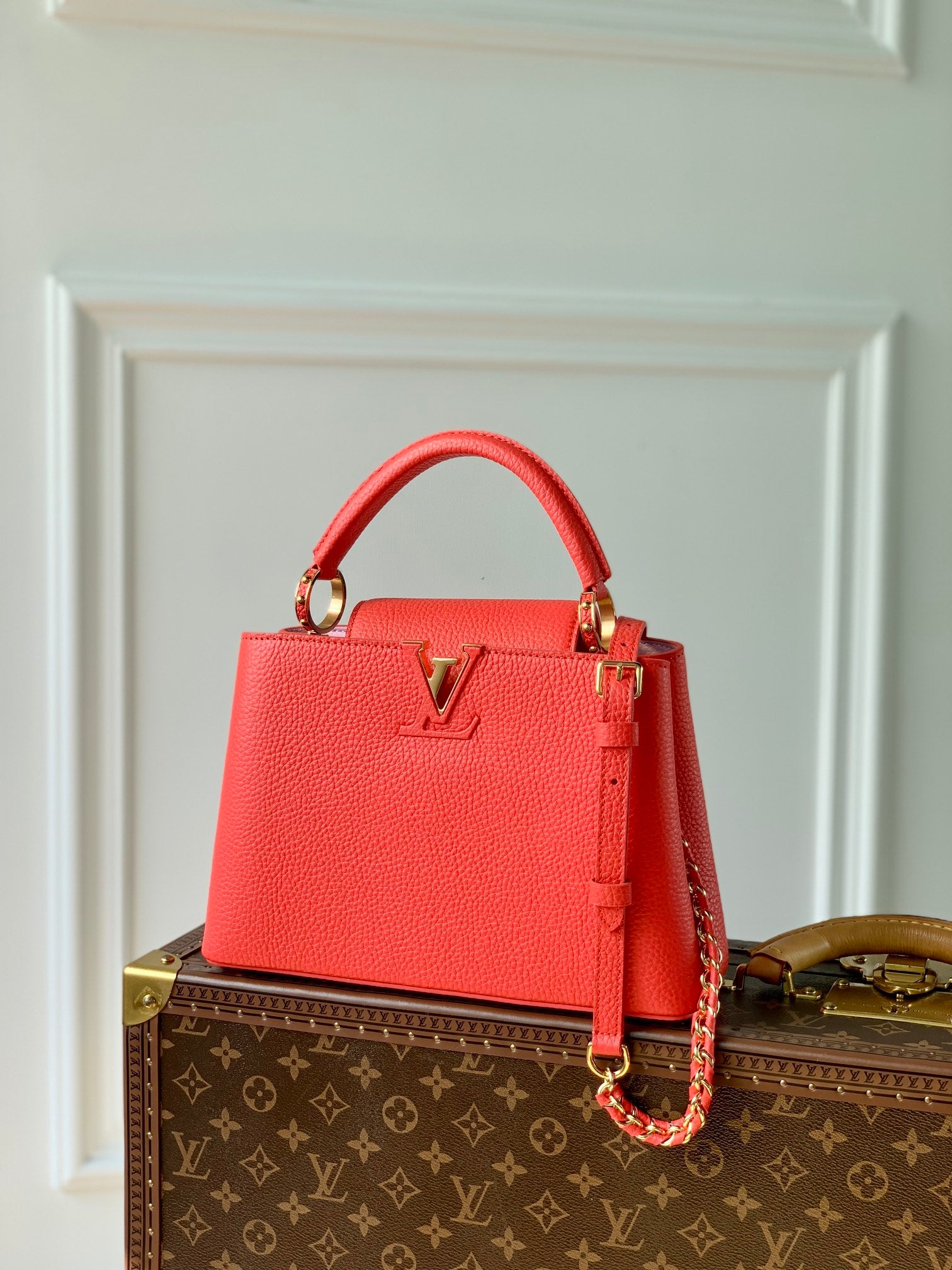 TOP Louis Vuitton LV Capucines BB 27x18x9cm- Red