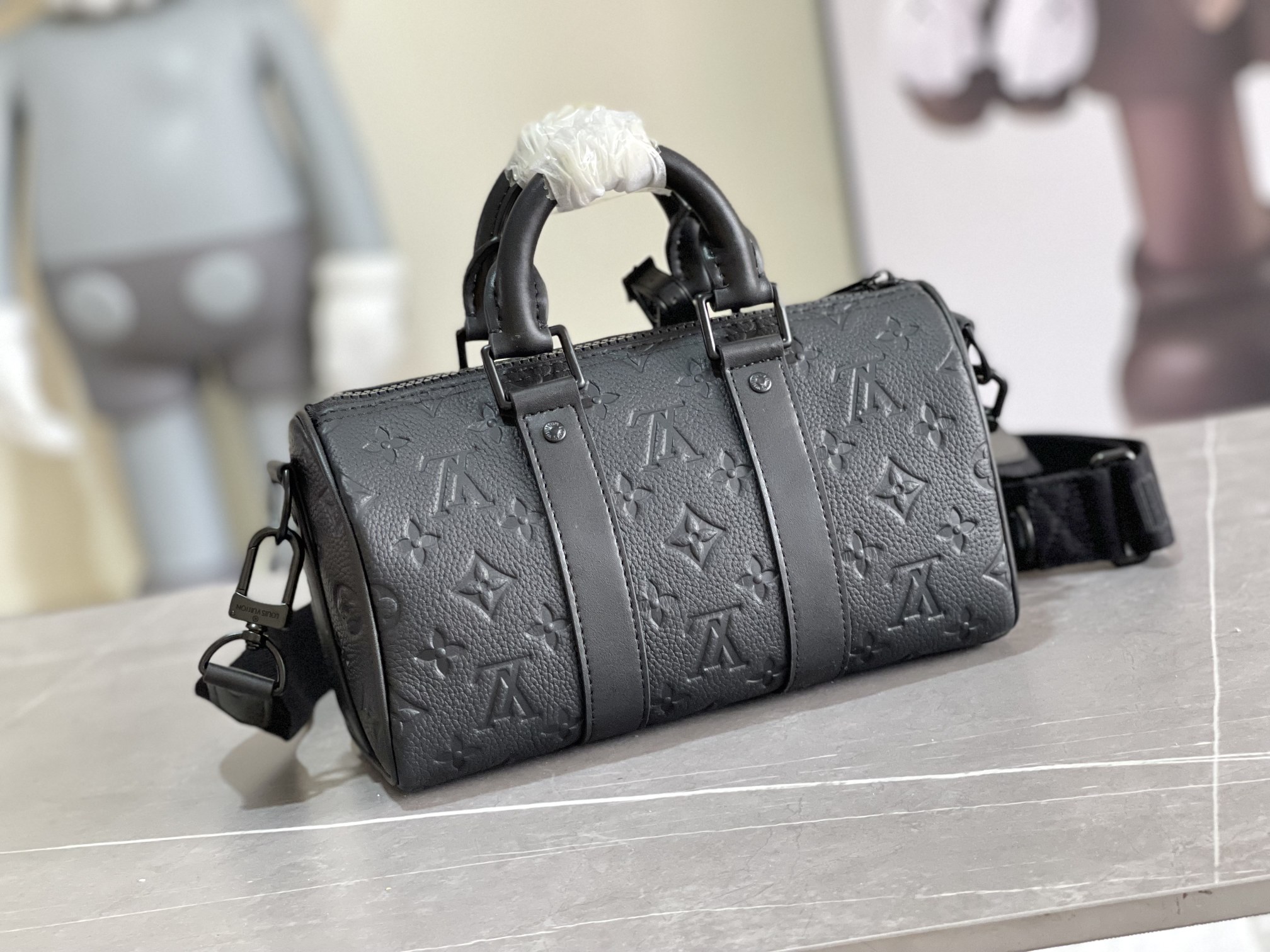 TOP Louis Vuitton LV Keepall BANDOULIERE 25 Handbag-Black