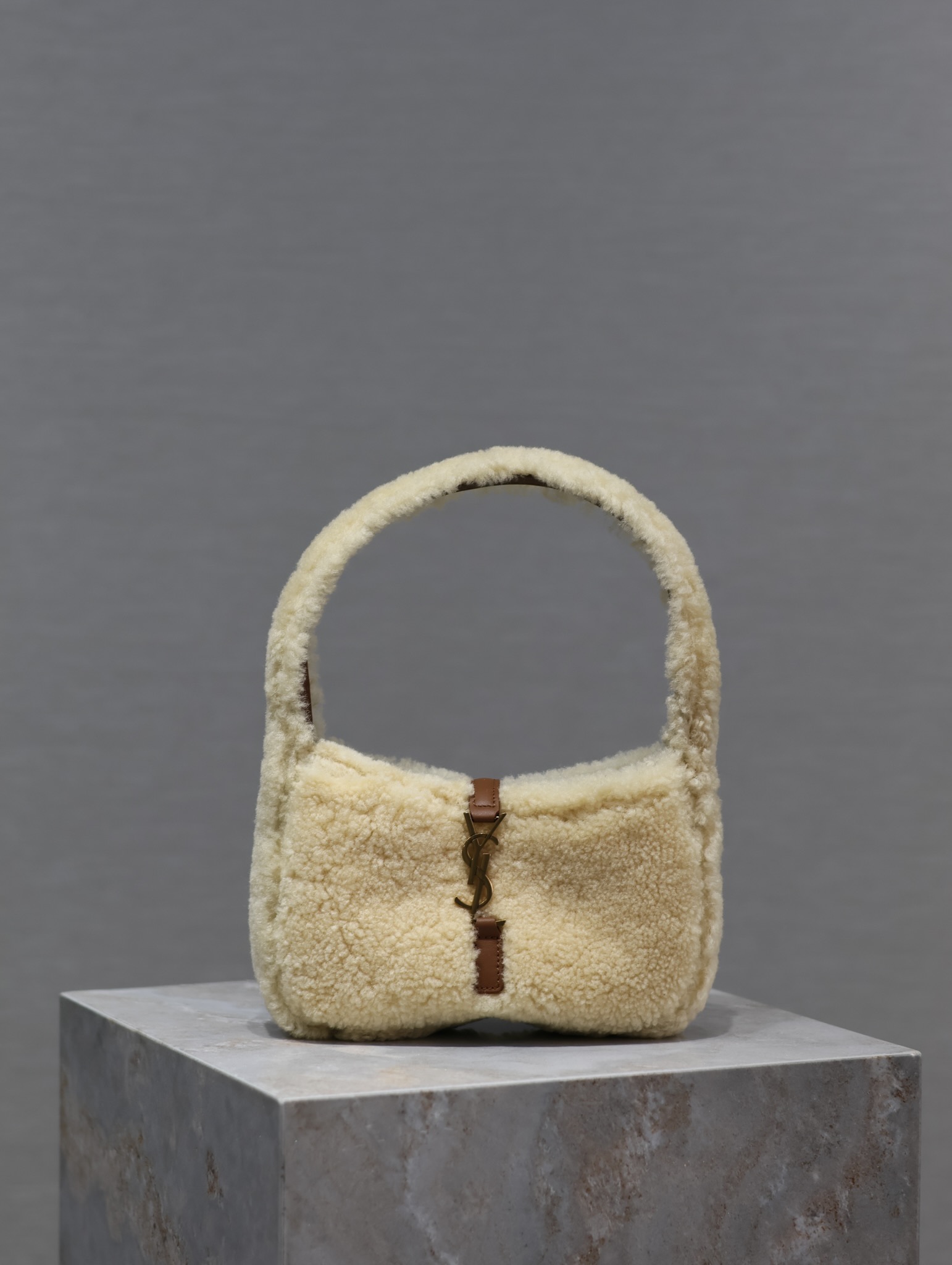 TOP Yves Saint Laurent YSL Lamb's Wool Small Le 5A7 Bag 19×11.5×4.5cm - Beige&GHW