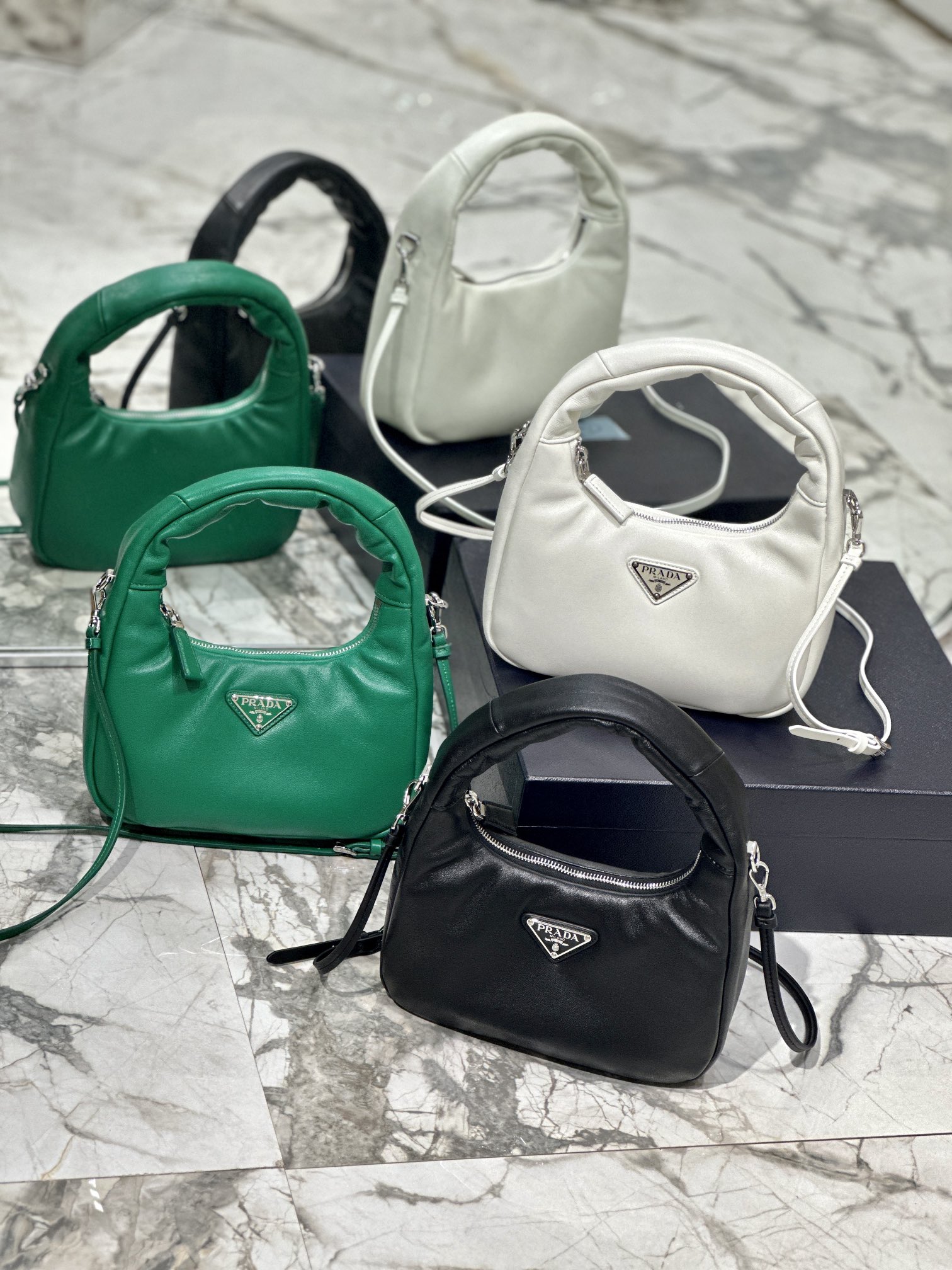 TOP PRADA Lambskin Hobo Bags 21x12.5x6.5cm - 3 Colors