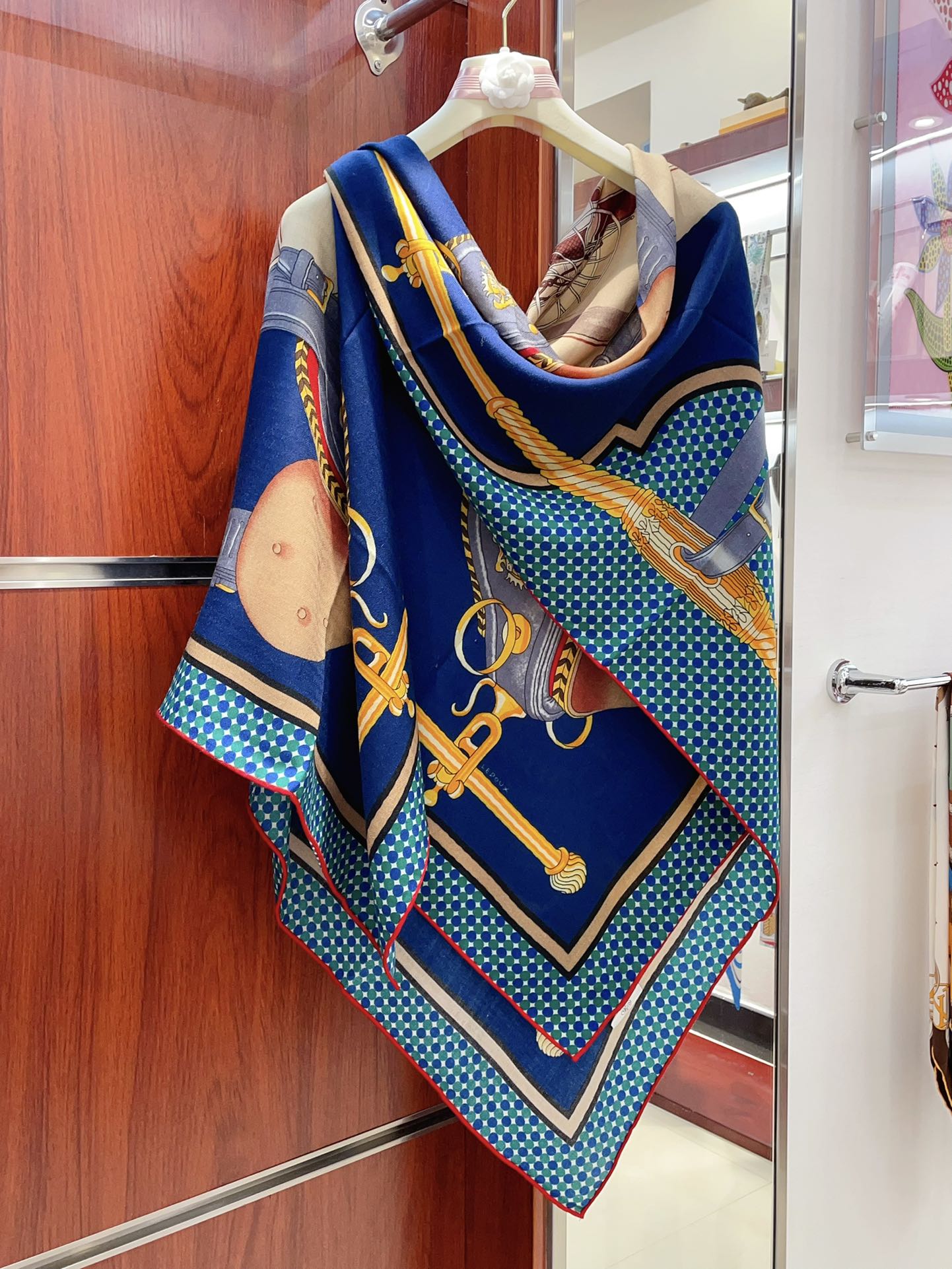 TOP HERMES Cashmere Square Scarf 140 x 140 cm - 2 Colours