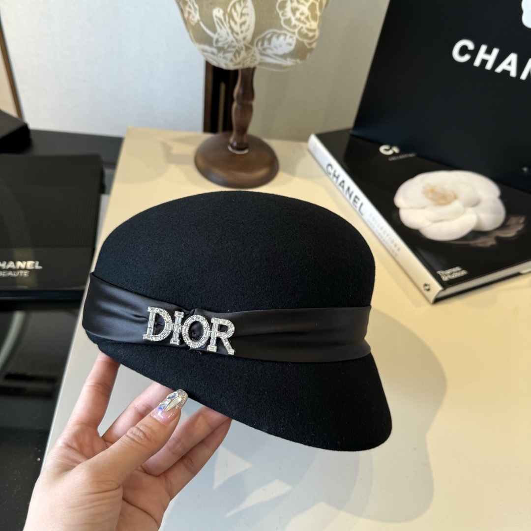 TOP Christian Dior Wool Peaked Cap  - 2 Colors