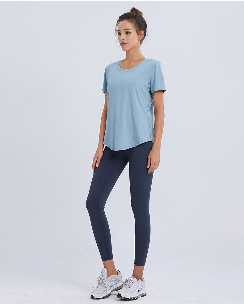 Womens Seamless Bare-Sensation Tee