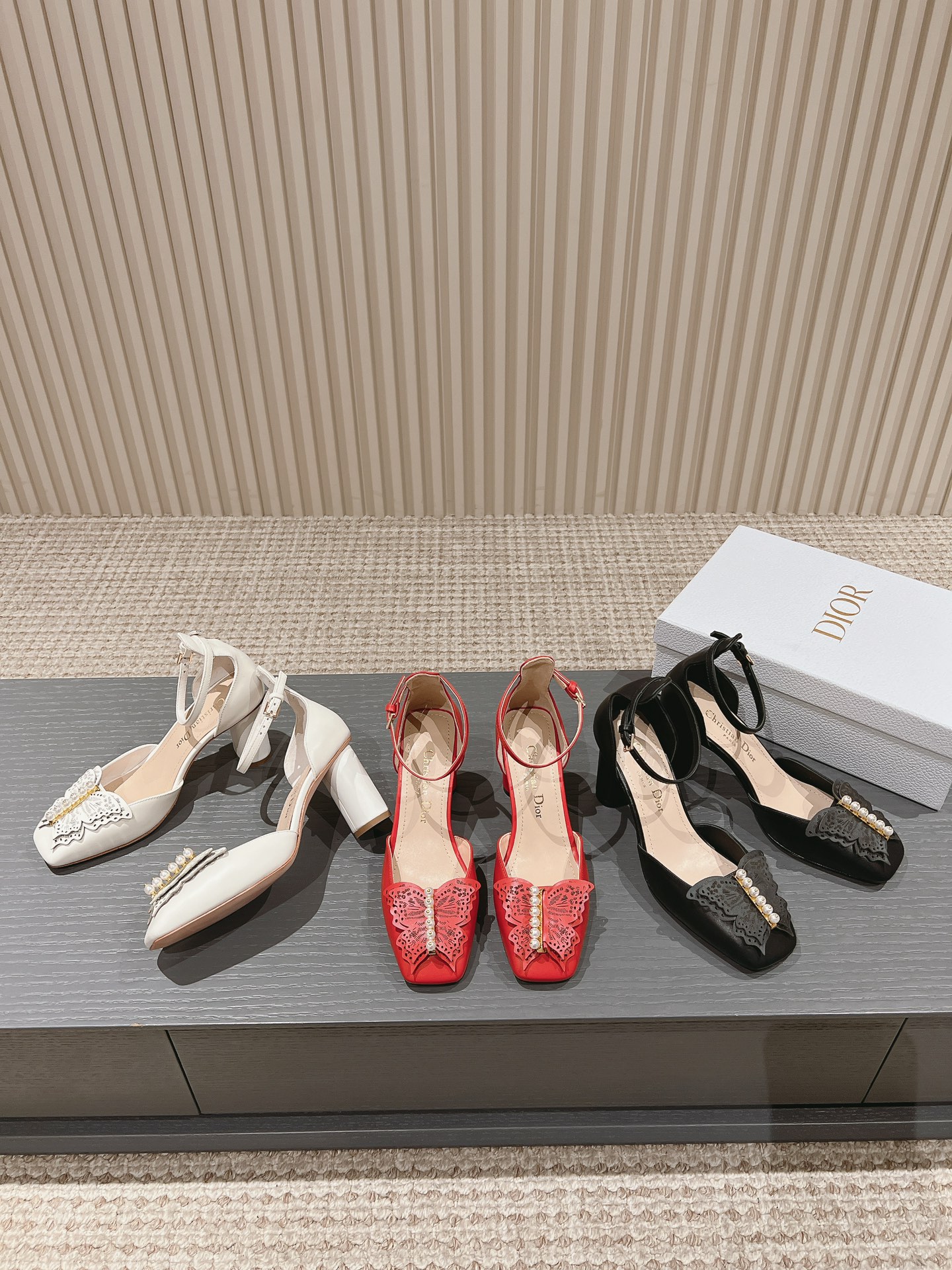 TOP Christian Dior Cow Patent Leather Heel Shoes - 3 Colors