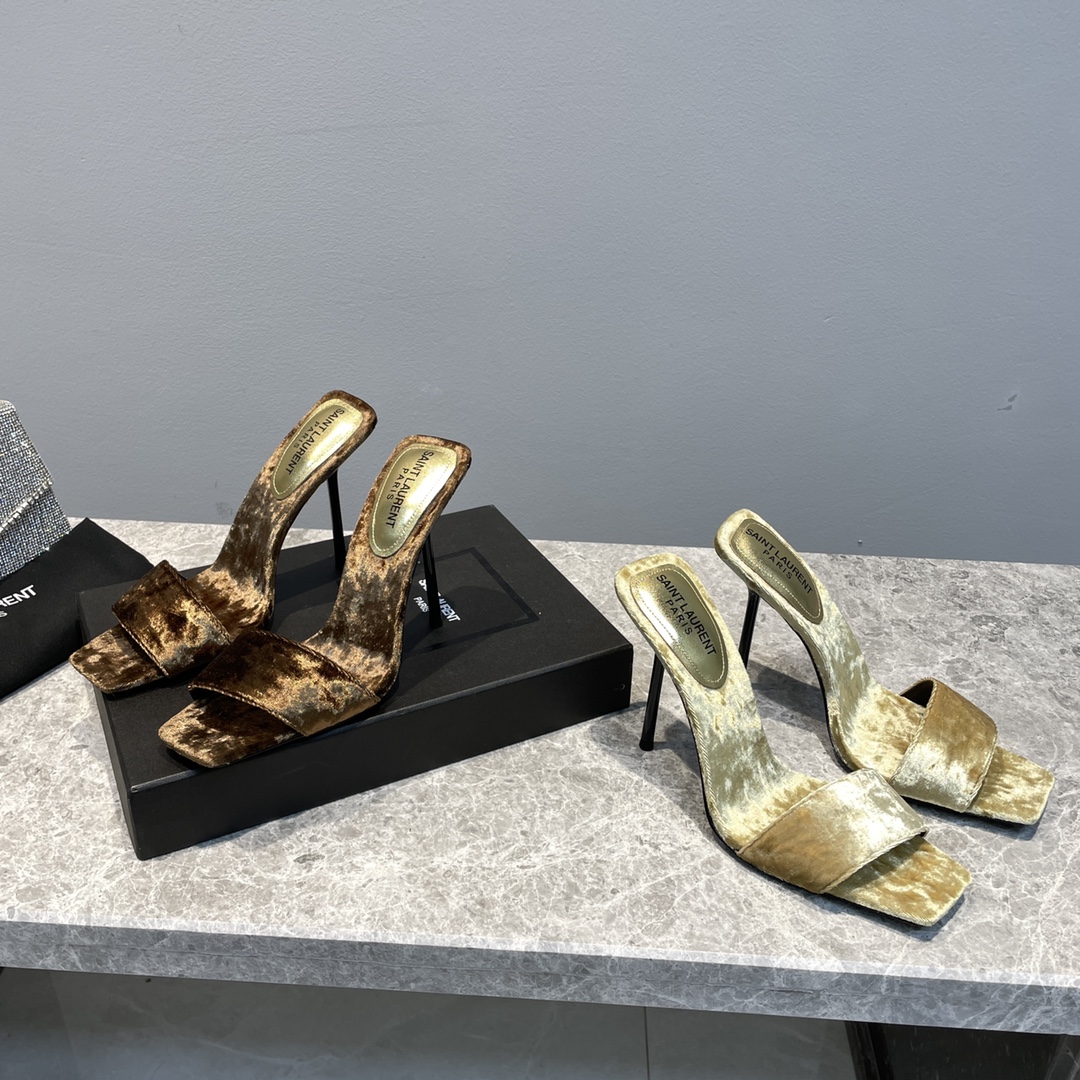 TOP Yves Saint Laurent YSL Lacquered high heeled sandals - 2 Color