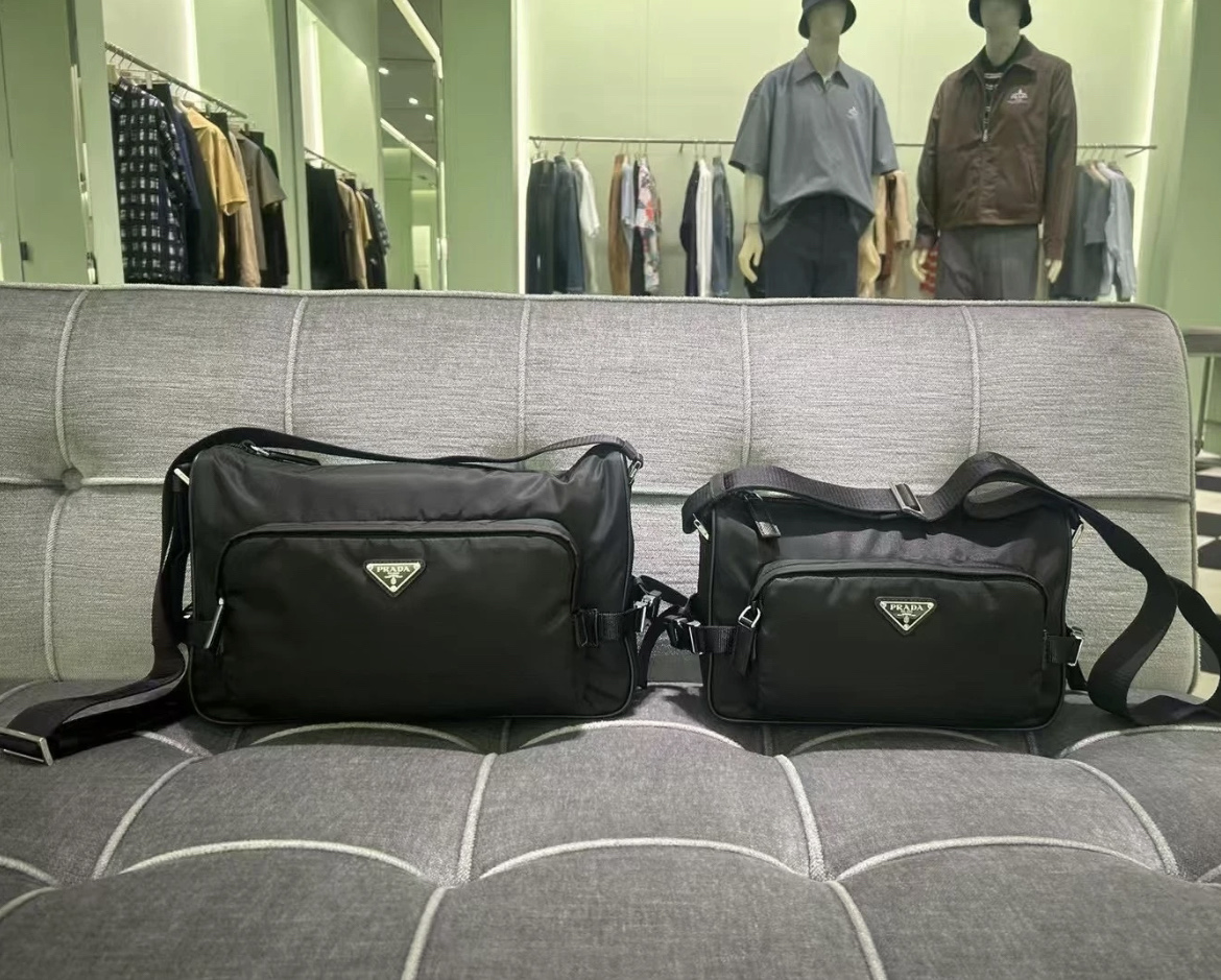 TOP PRADA Shoulder Bag Re-Nylon 28x17.5x10cm/35x22x12cm - Black