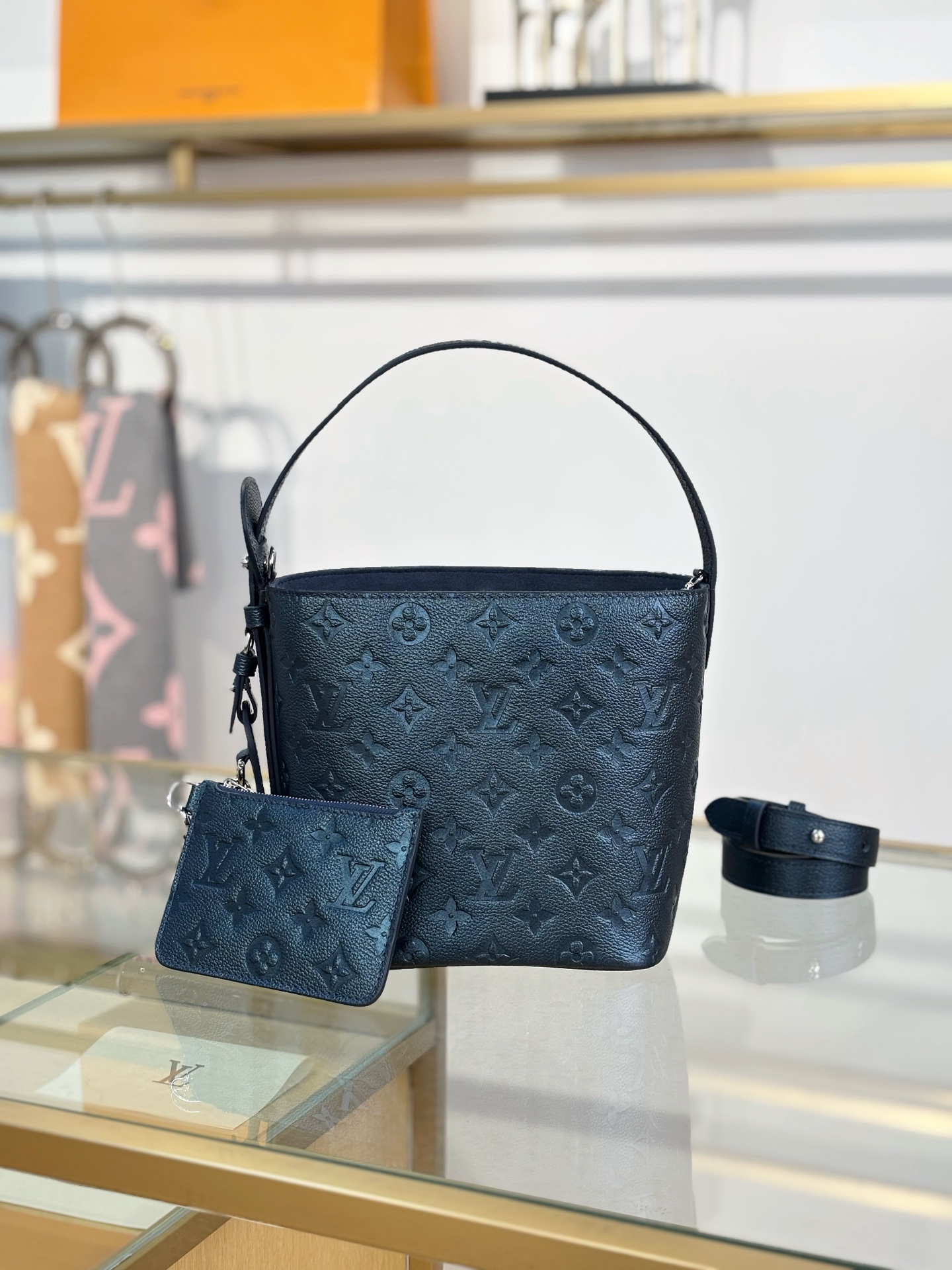 TOP Louis Vuitton LV All In BB Bag 16x18x12cm - Pearlescent Blue