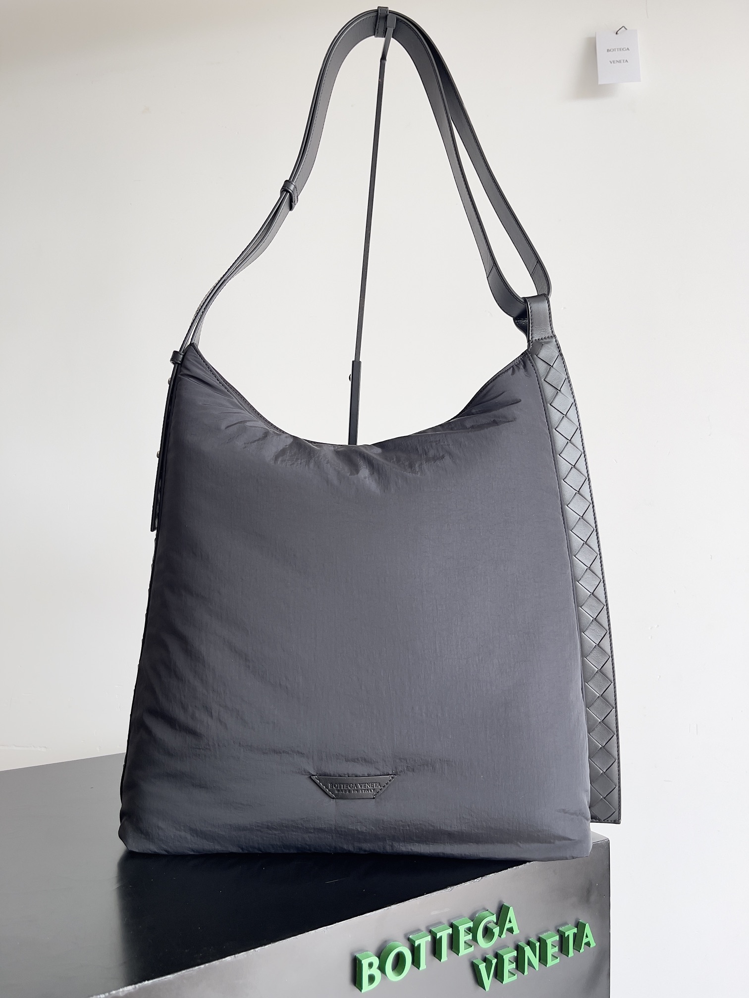 TOP Bottega Veneta BV Large Crossroad Hobo Bag 45x43x12cm - Gray