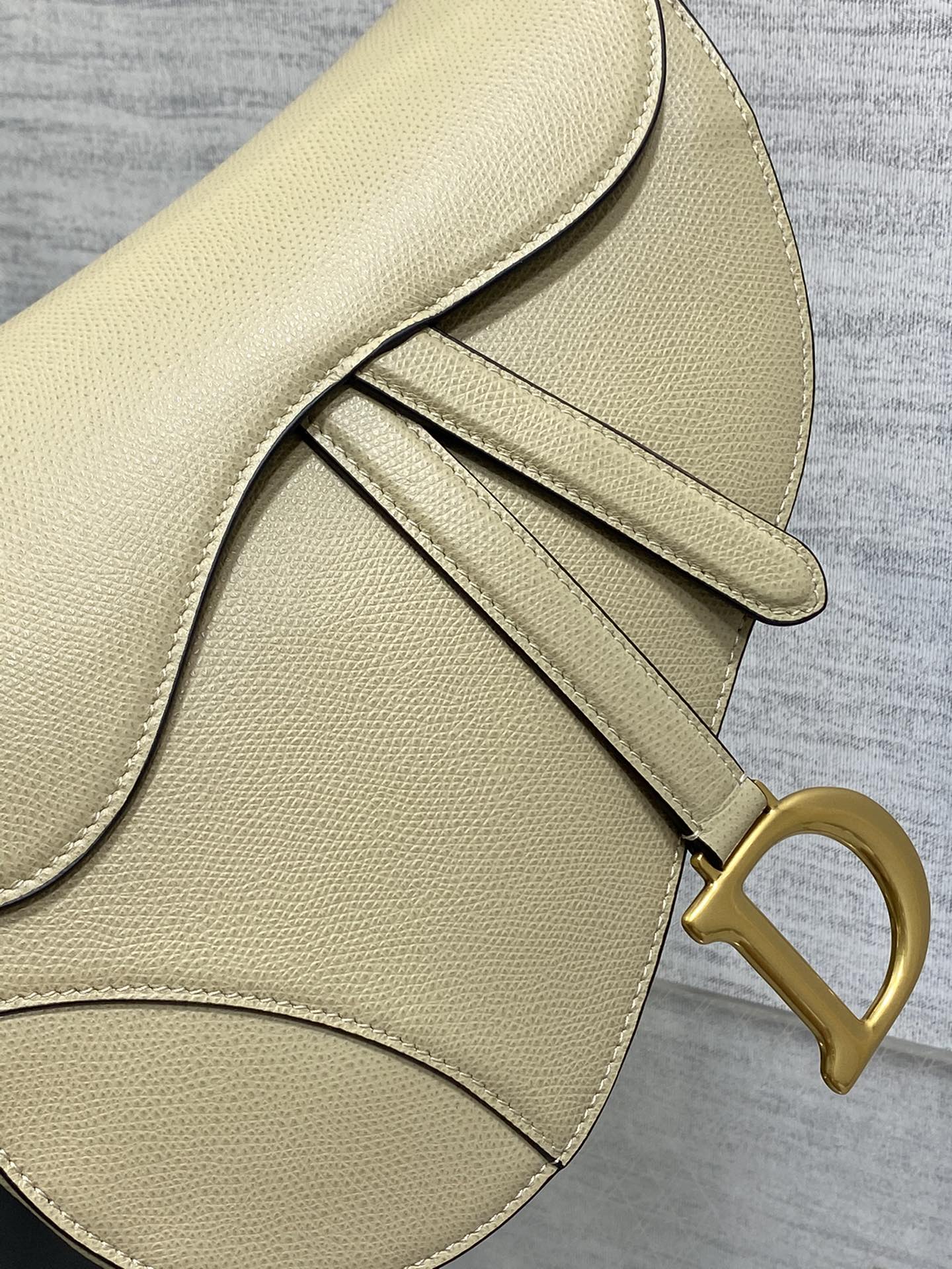 TOP Christian Dior Saddle Bag Medium - 24×6×18cm - Apricot