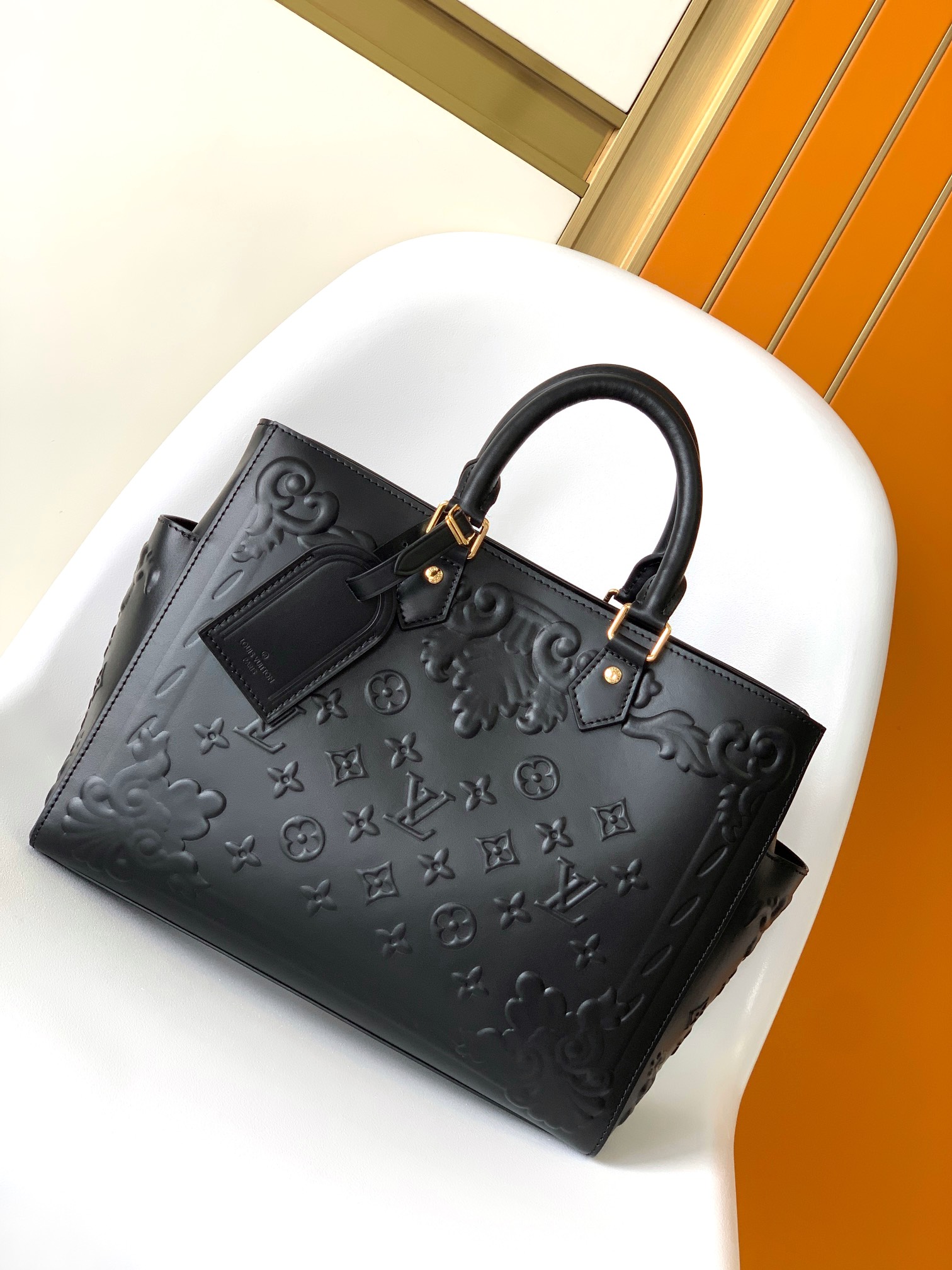 TOP Louis Vuitton LV  Ornaments Sac Plat Tote Bag 32.0 x 26.0 x 13.0 cm-Black