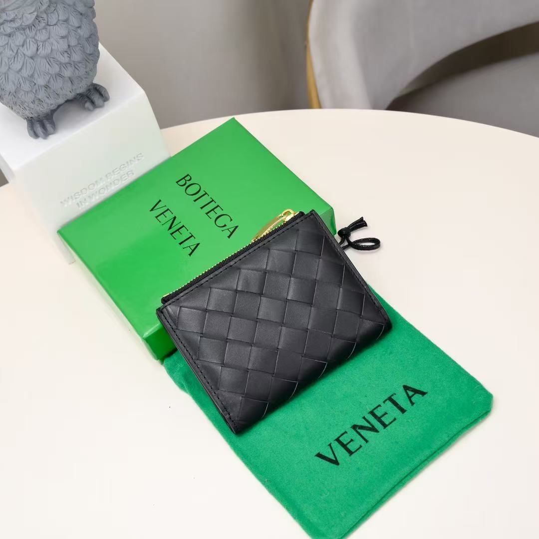 Bottega Veneta Intrecciato Small Bi-Fold Wallet (Replica)