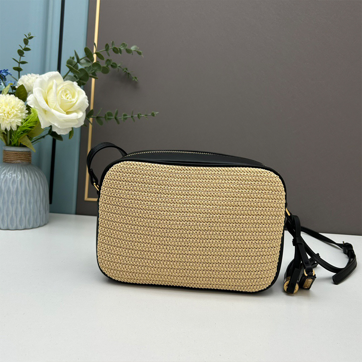 Saint Laurent Raffia Canvas Monogram Lou Camera Bag(7A regular version)