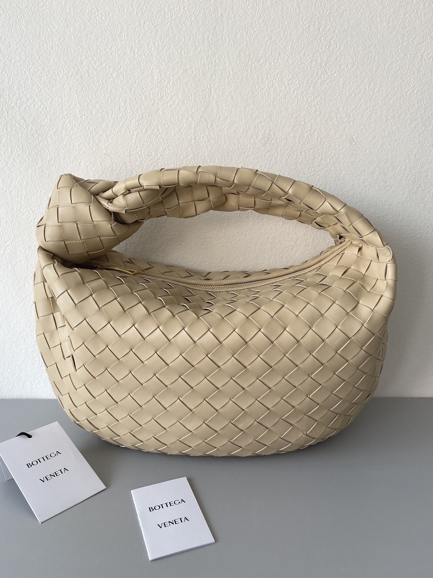 TOP Bottega Veneta BV Jodie Bag Teen 36x21x13cm - Beige