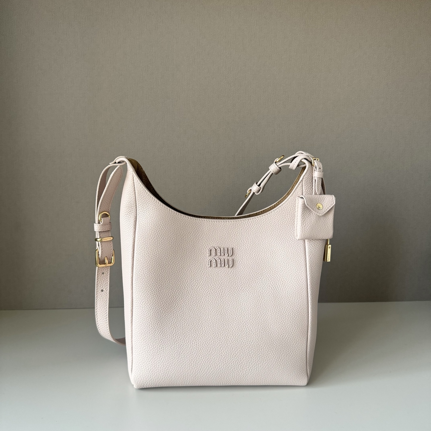 TOP Miu Miu Tote Bag 28x22.5x12cm - 3 Color