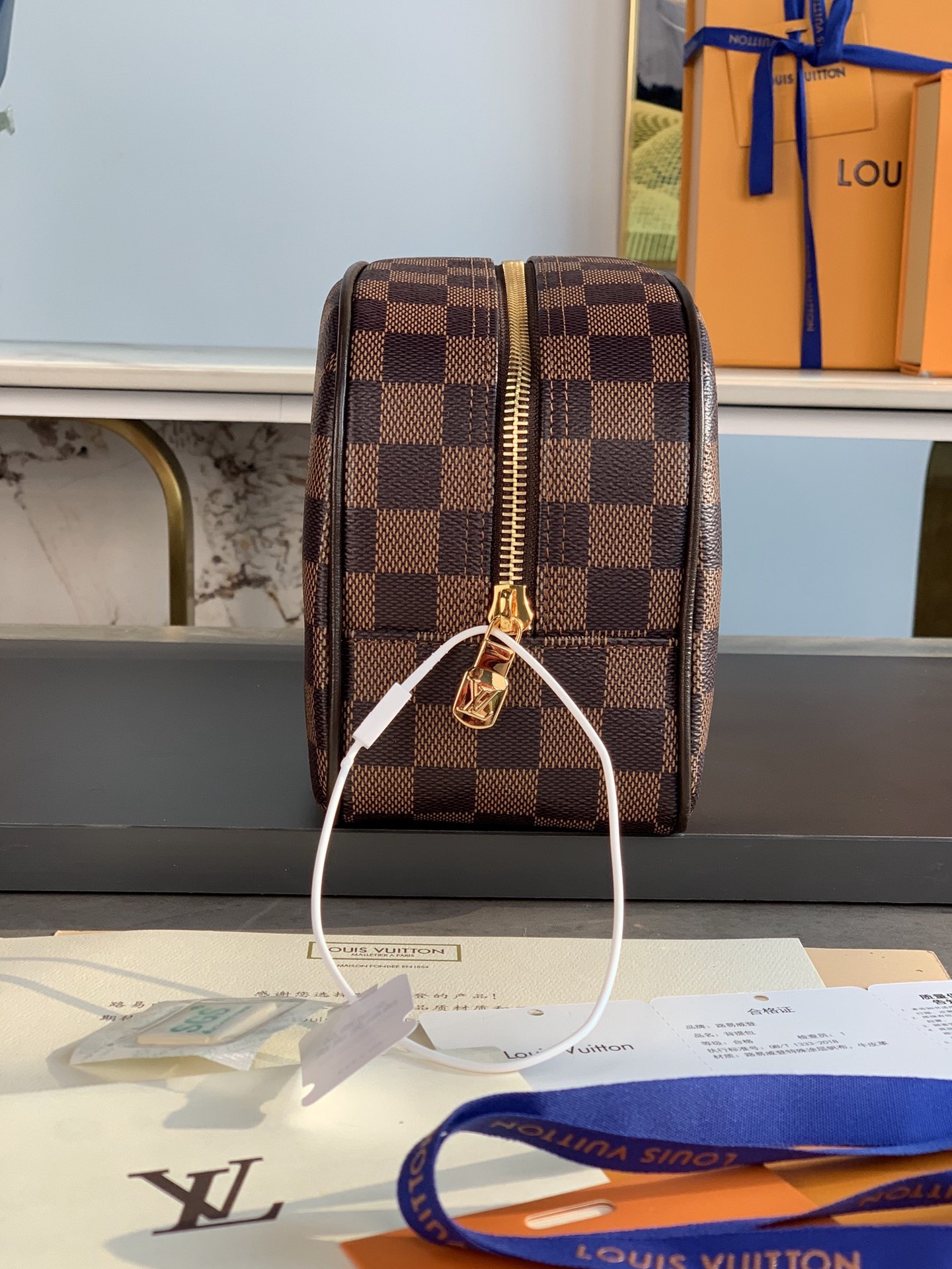 TOP Louis Vuitton LV Damier Canvas Bag 25.5x17x9cm - Brown