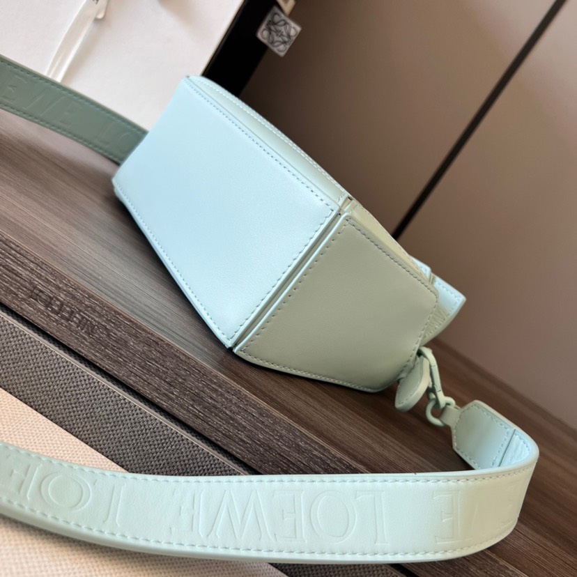 Loewe Mini Puzzle Light-blue(Replica)