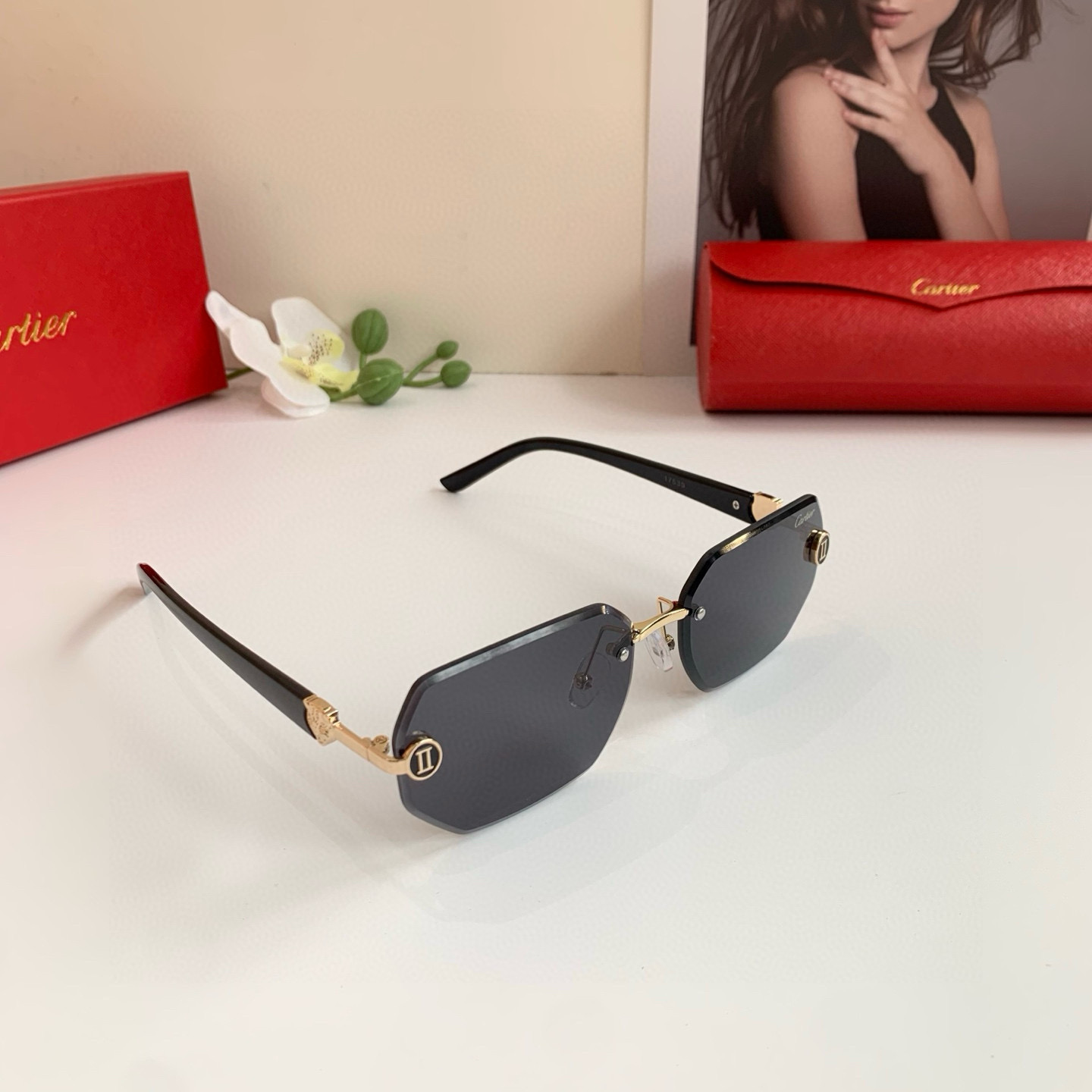 TOP CARTIER Sunglasses - 2 Colors