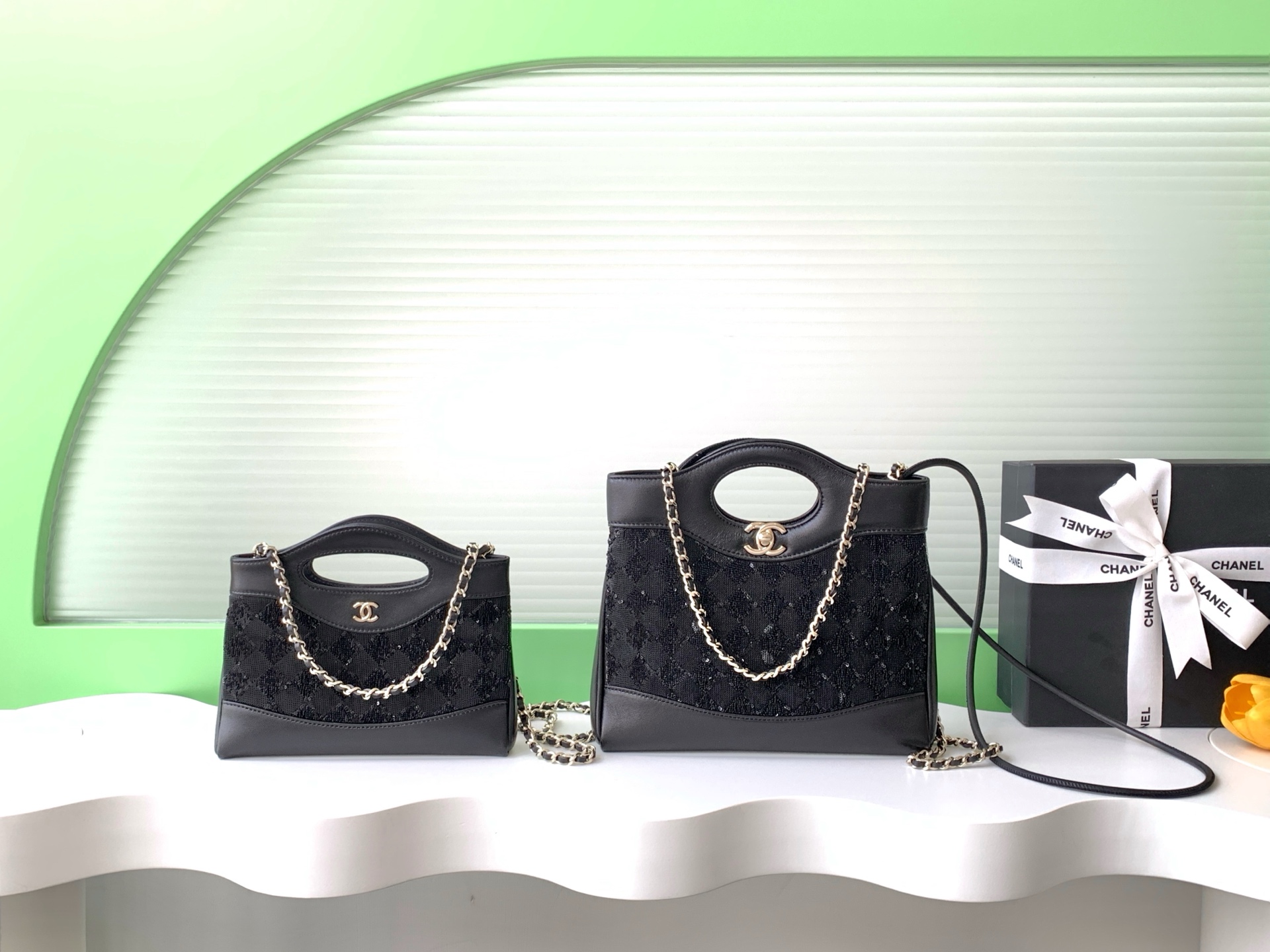 TOP CHANEL Bead Bag Sheepskin 17.5*20.5*4cm/22*5*23cm - Black