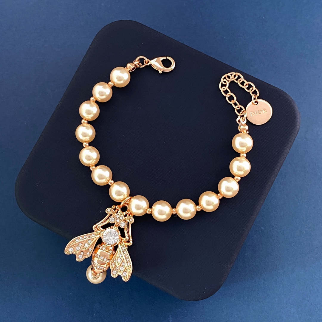 TOP Christian Dior Bee Bracelet - Rose Gold