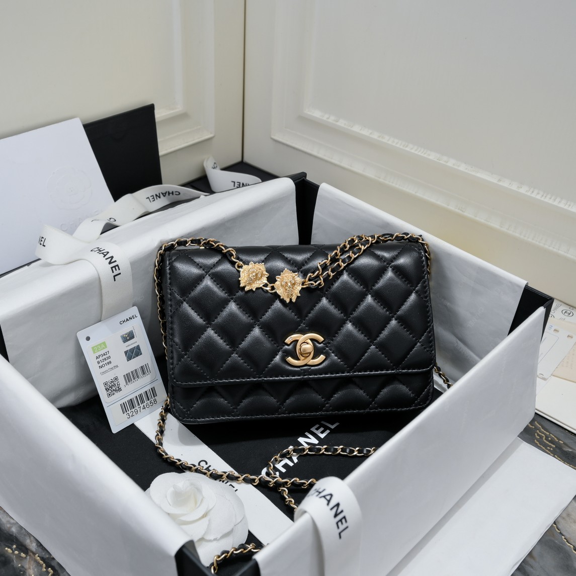 TOP CHANEL WOC Bag with Lion Head Badge 19*12.5cm - 4 Colors