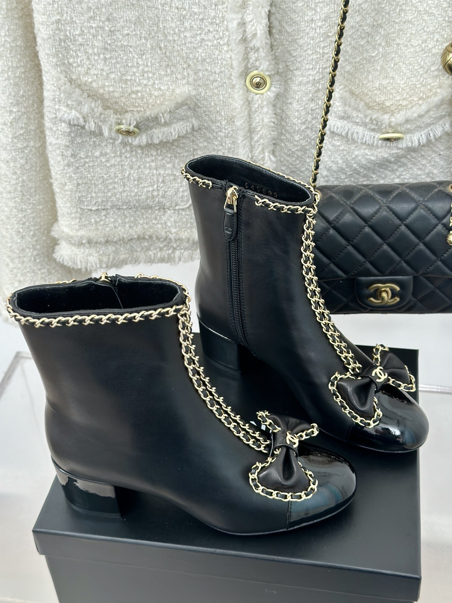 TOP CHANEL Chain Bow Block Heel Ankle Boots - 4 Color