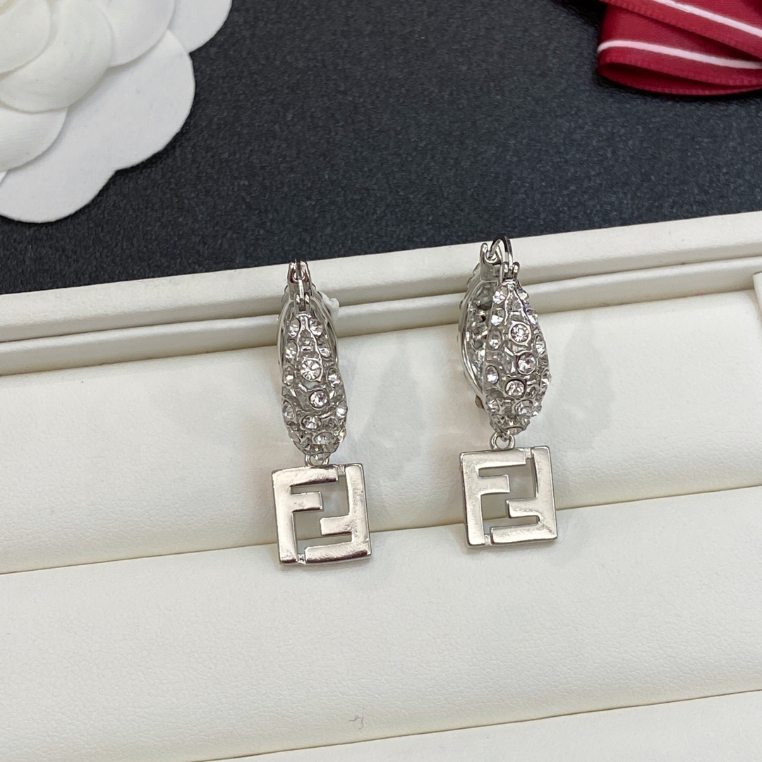 TOP FENDI FF Earrings - 2 Colors