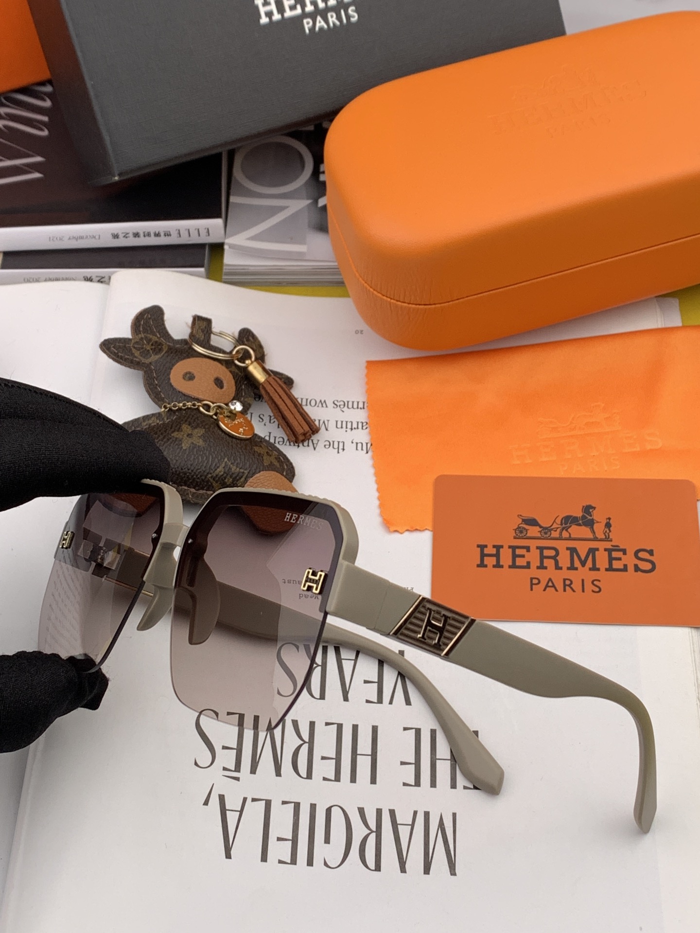 TOP HERMES Classic One-piece Large Frame Sunglasses