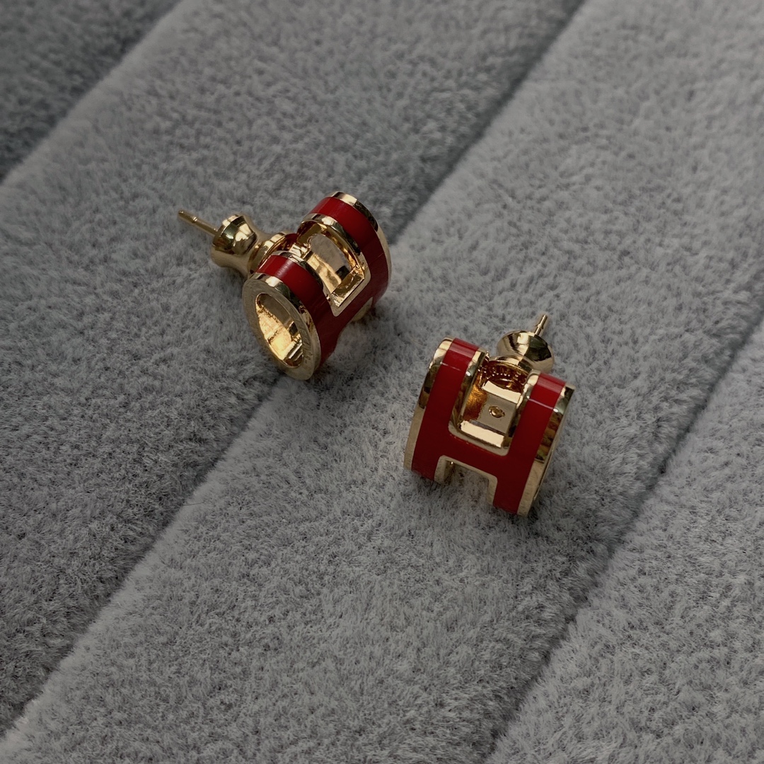 TOP HERMES H Earrings